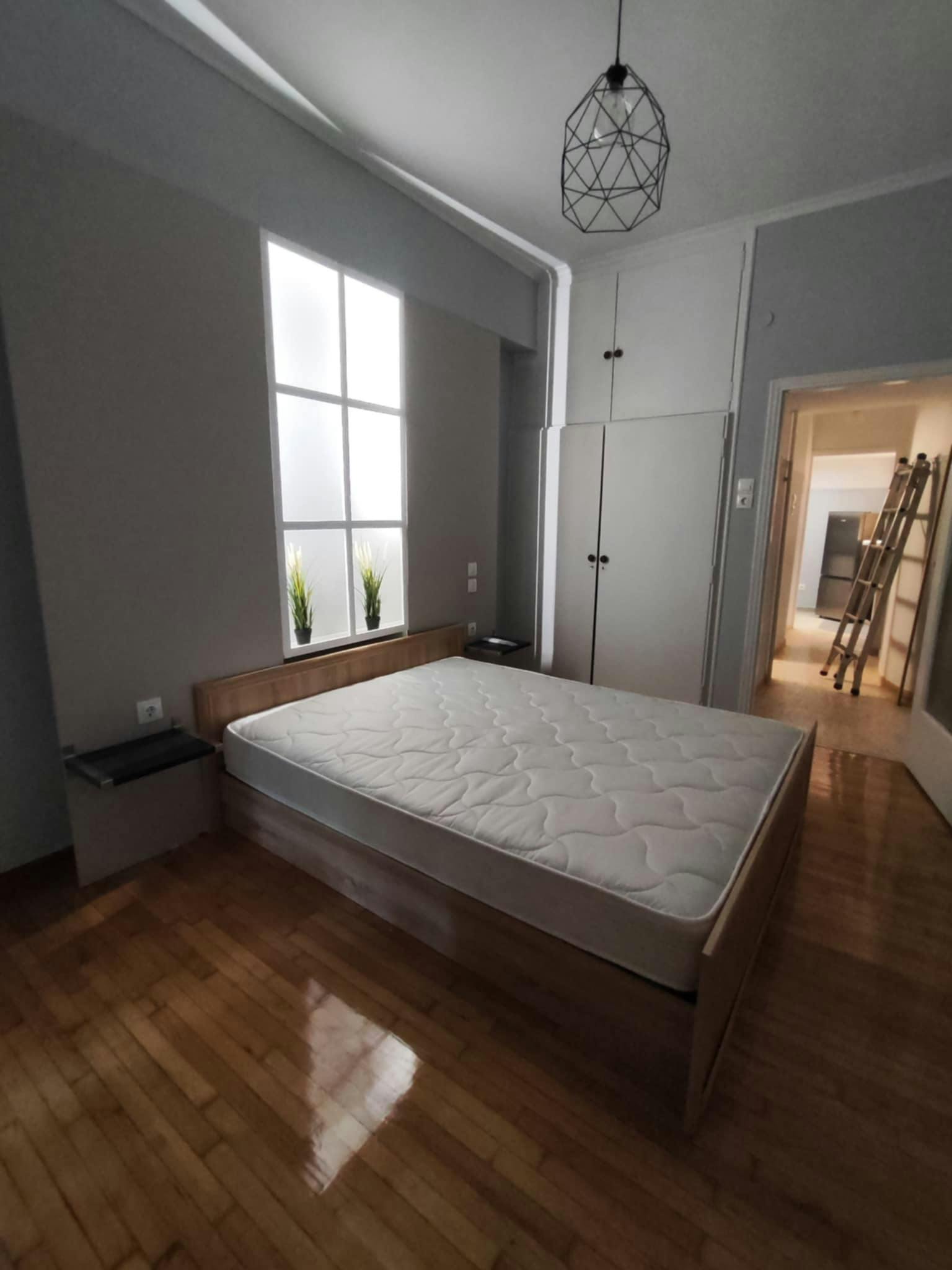 Single room Athina, 1 bed, 18m² — photo 2