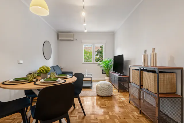 2-Bedroom Building in Calle del Duque de Sevilla, Madrid (1663459) room image 1