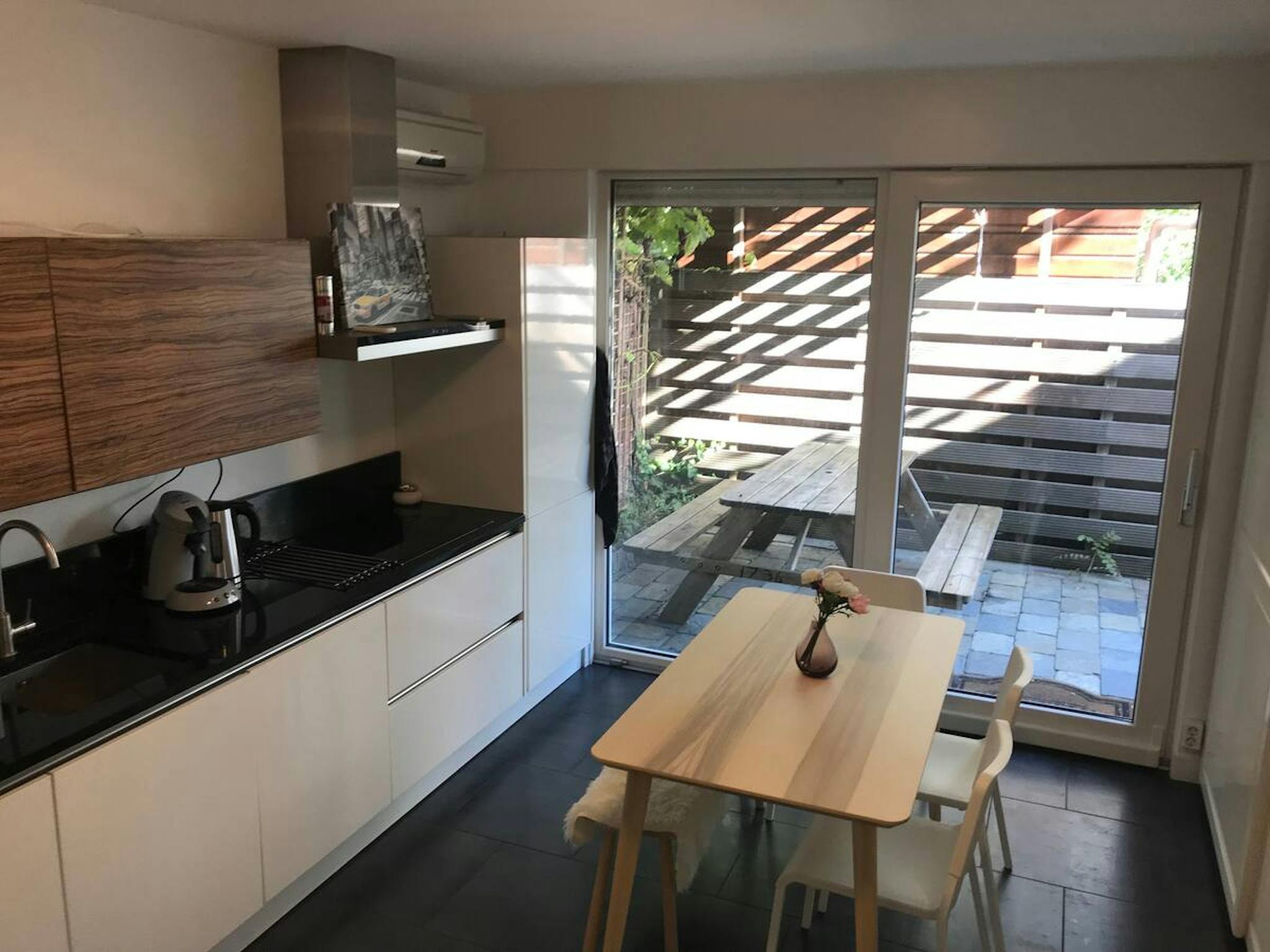 Edward Masseystraat, Amsterdam preview