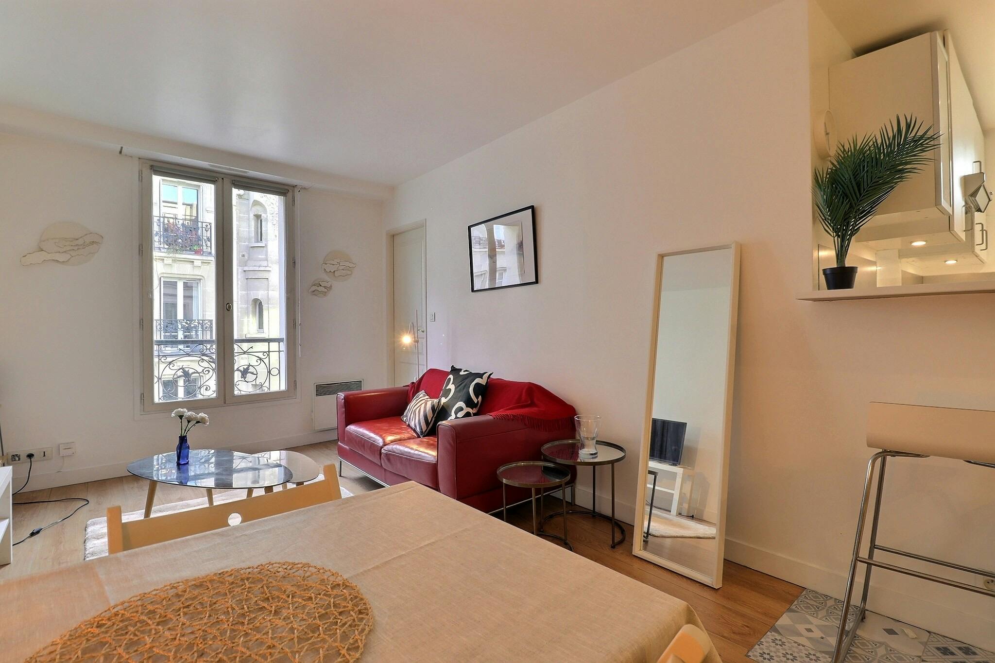 Appartement à louer pour 2 017 €/mois à Levallois-Perret, Rue Marius Aufan