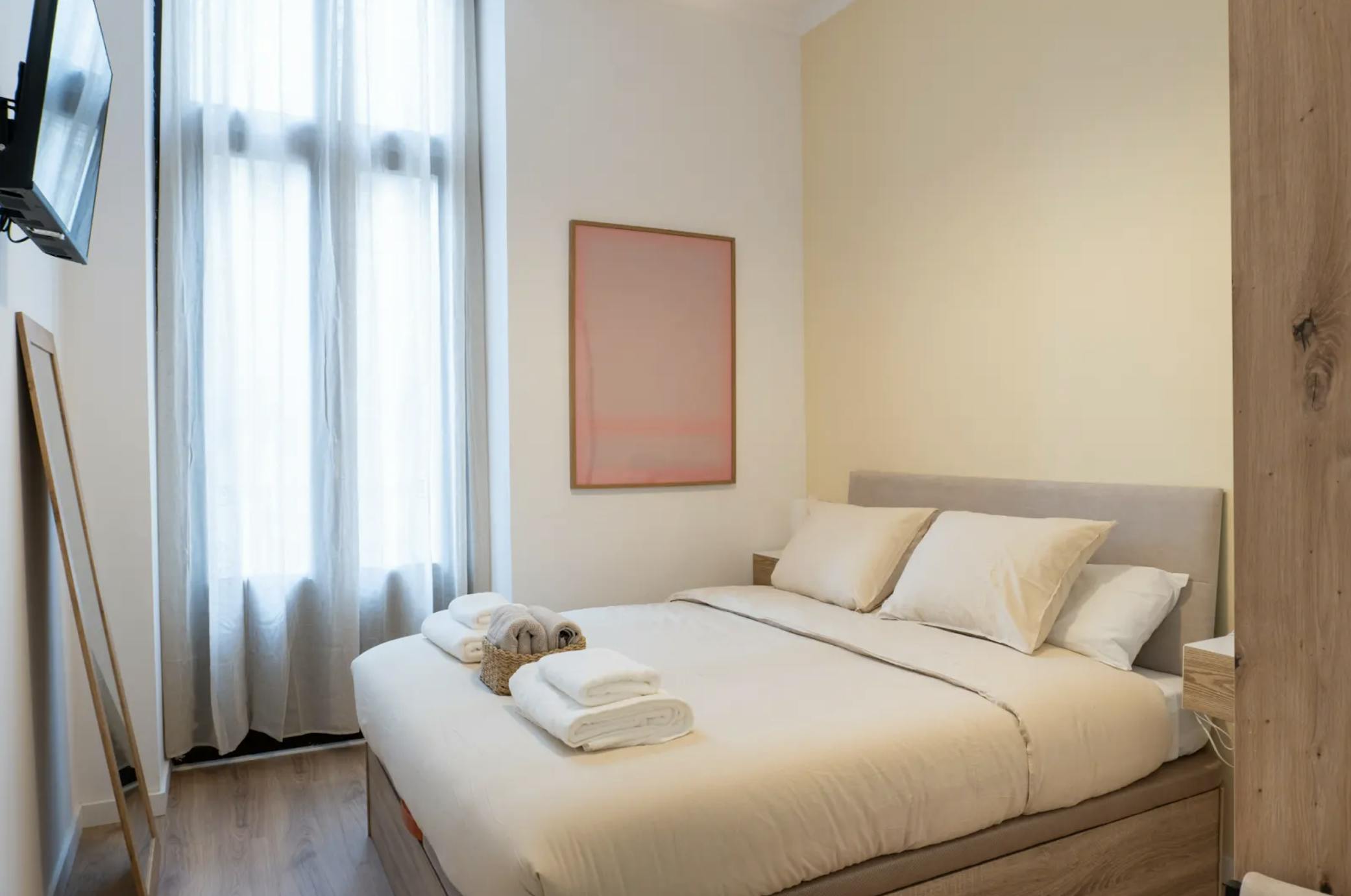 Private room for rent for €980 per month in Barcelona, La Rambla