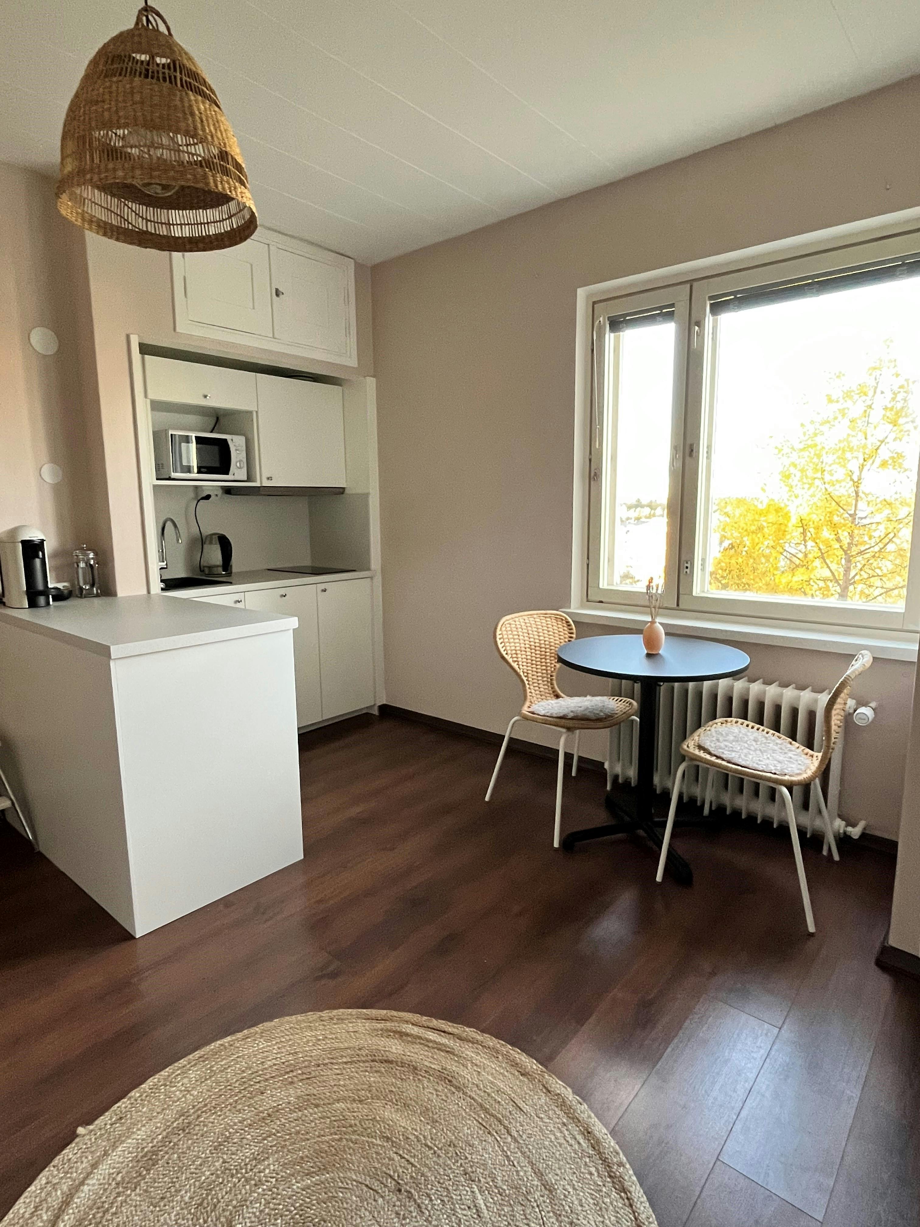 Studio for rent for €1,090 per month in Helsinki, Pihlajatie