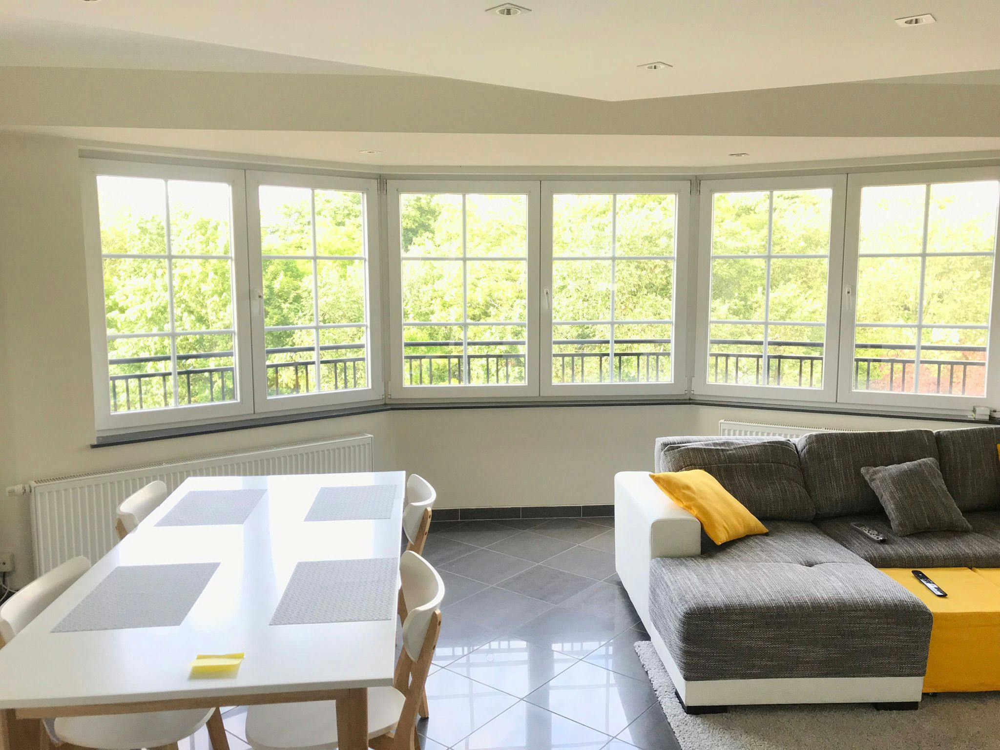 Avenue Ernest Cambier, Schaerbeek preview