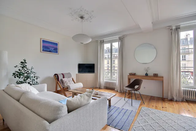 1-Bedroom Apartment in Boulevard Voltaire, Paris (1664030) room image 1