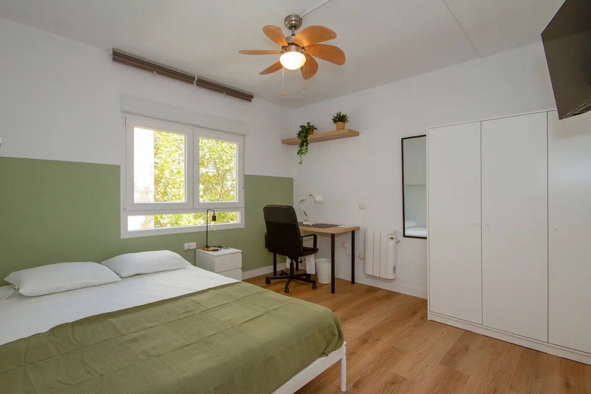 Private room in Calle Río Sorbe, Alcalá de Henares (1664051) ROOM