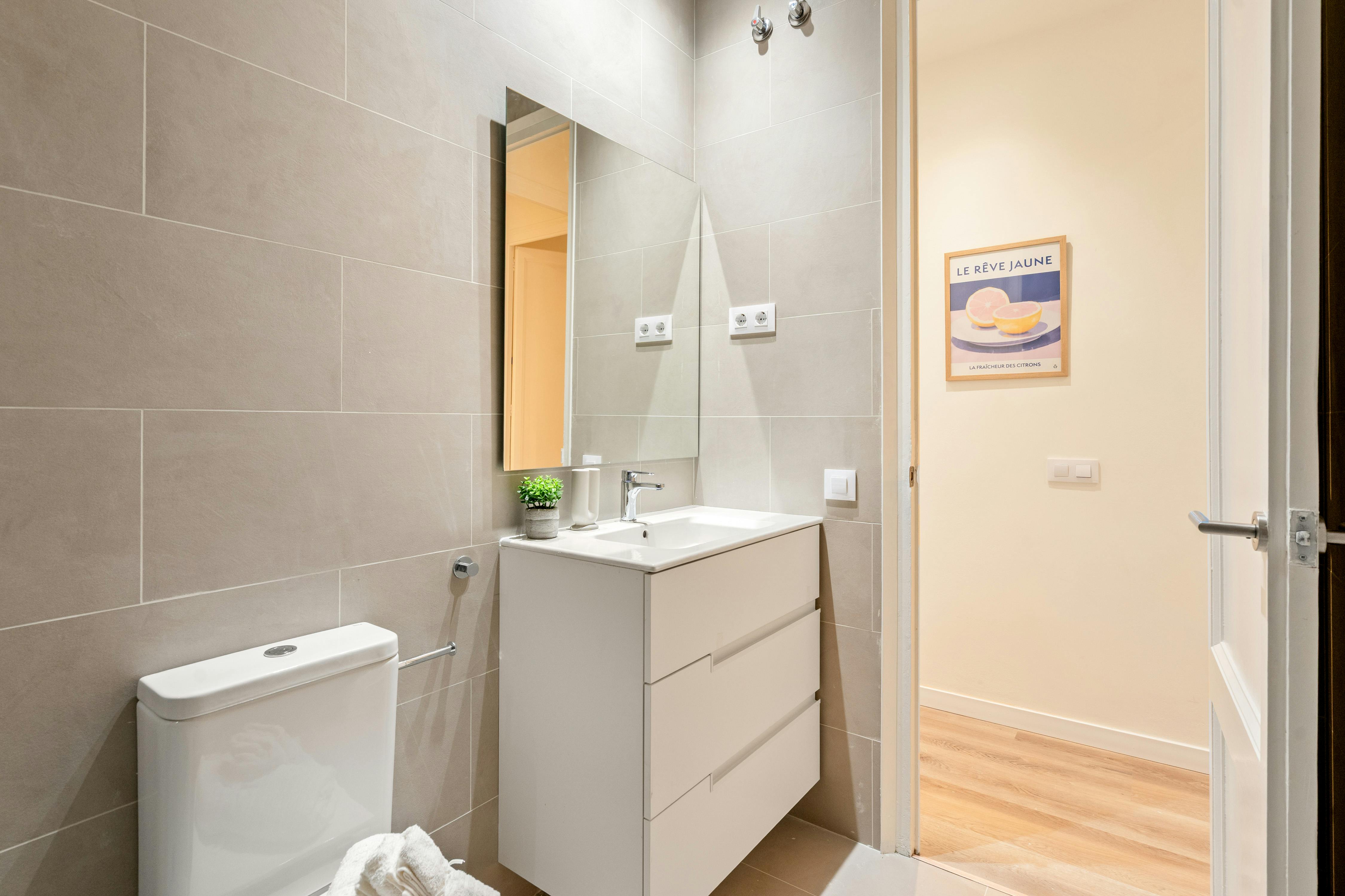 Single room Barcelona, 1 bed, 12m² — photo 7