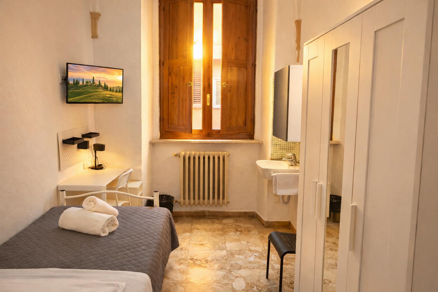 Via del Porrione, Siena preview