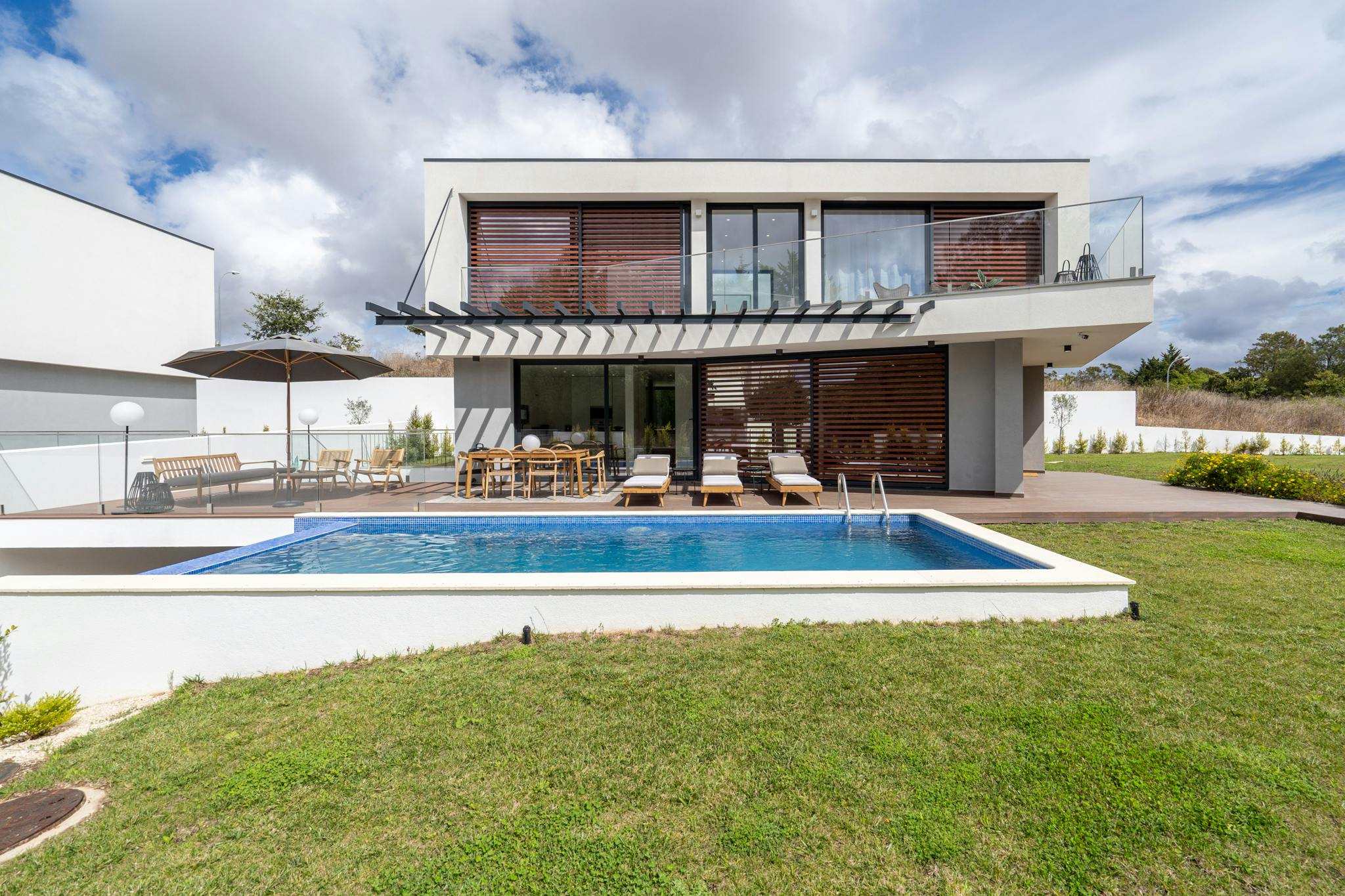 House for rent for €2,000 per month in Sintra, Rua Frederico Moreira Rato