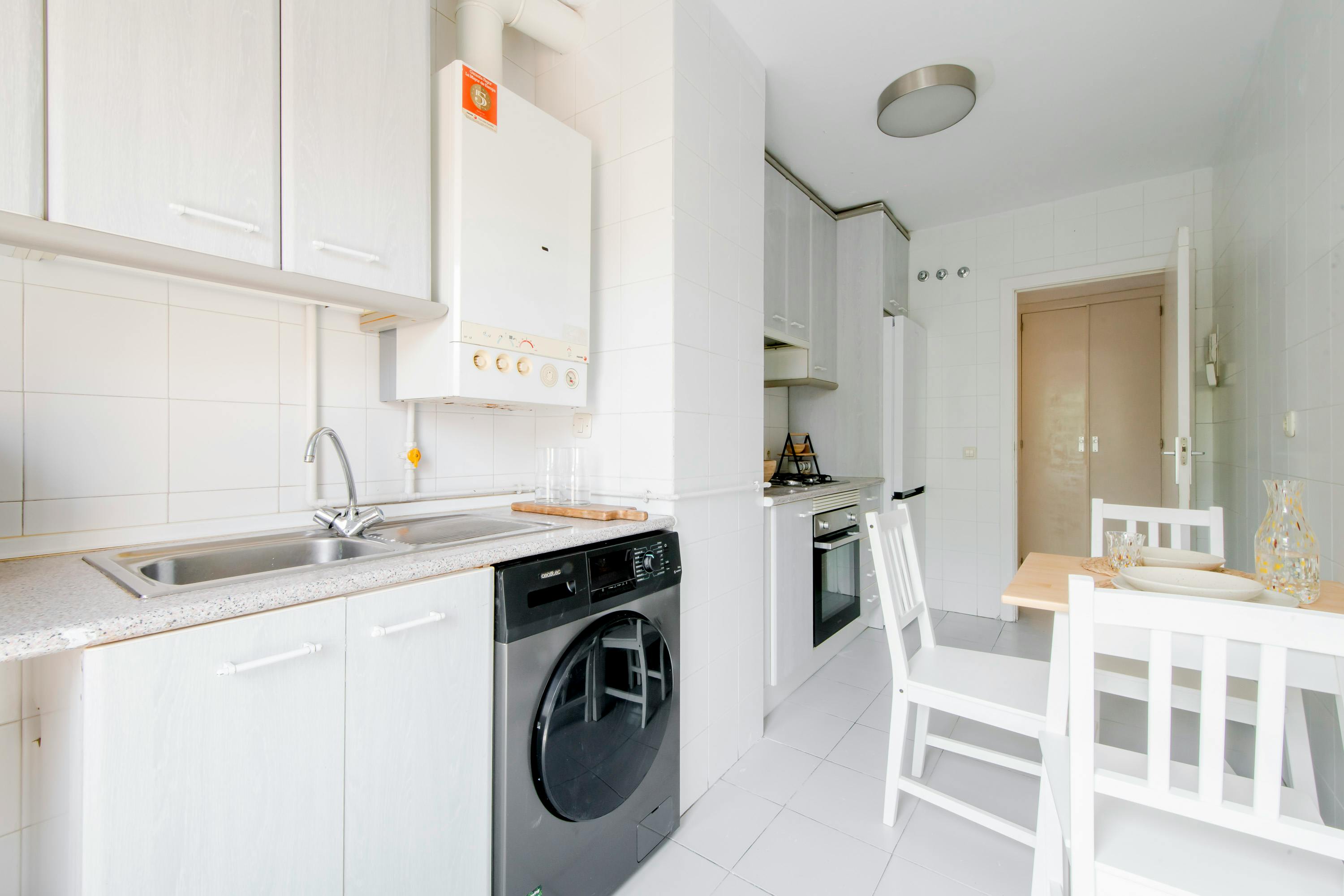 Single room Madrid, 1 bed, 11m² — photo 7