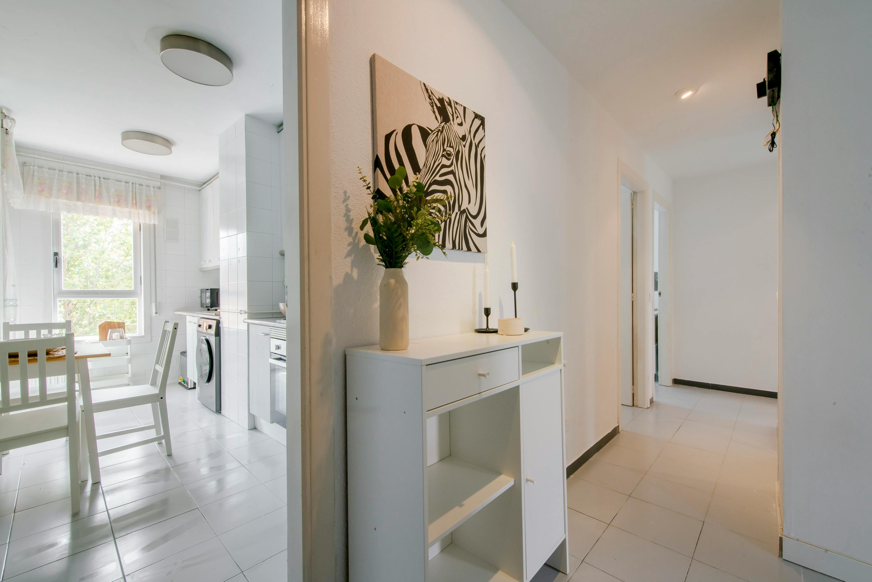 Single room Madrid, 1 bed, 11m² — photo 1