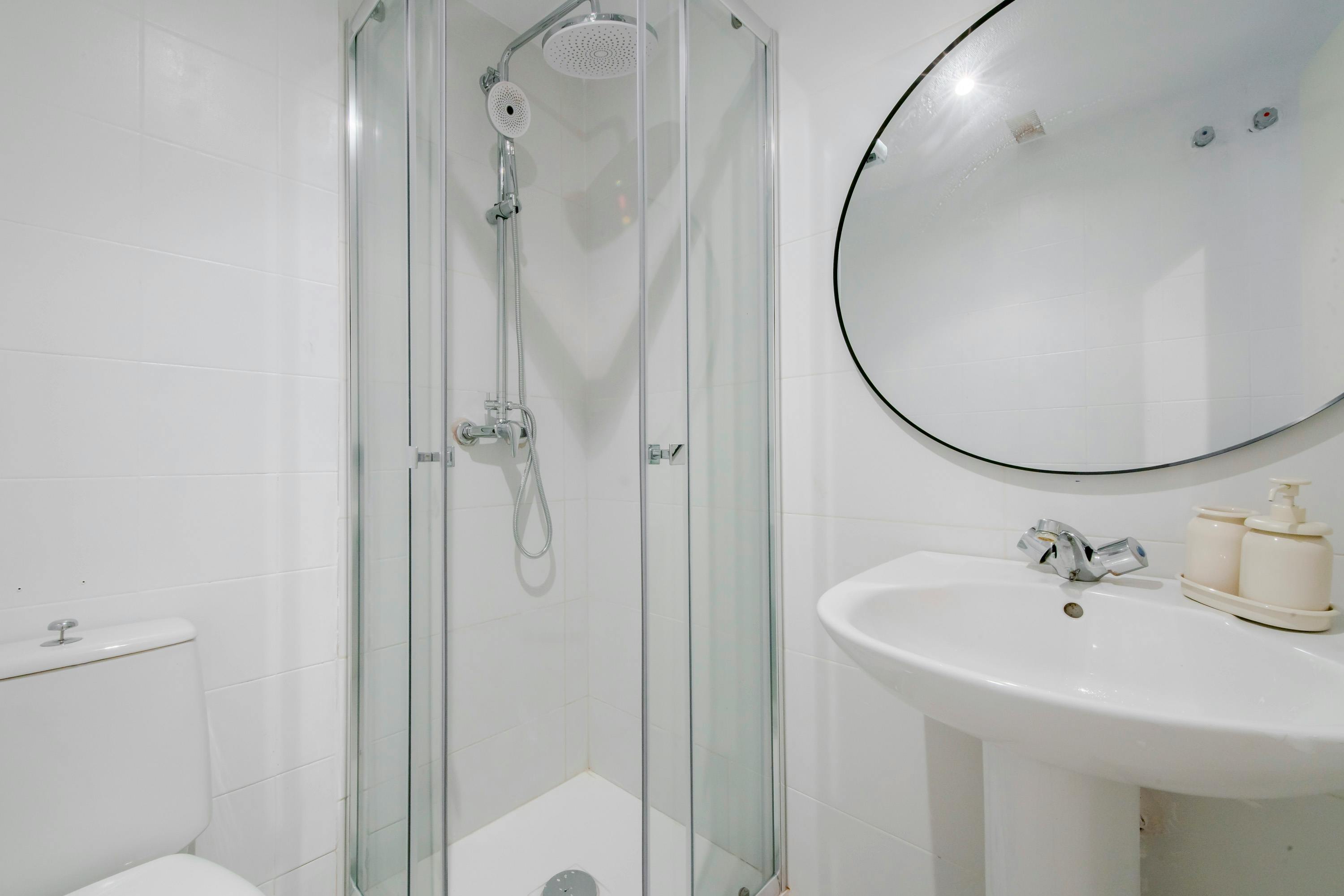 Single room Madrid, 1 bed, 10m² — photo 2