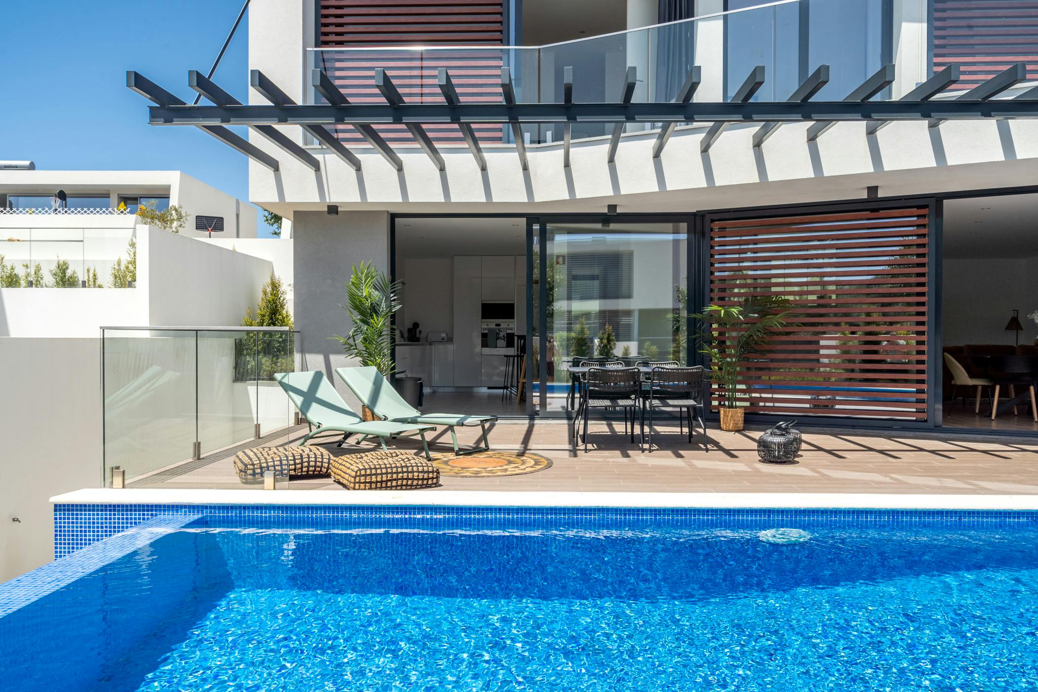 House for rent for €2,000 per month in Sintra, Rua dos Zambujeiros