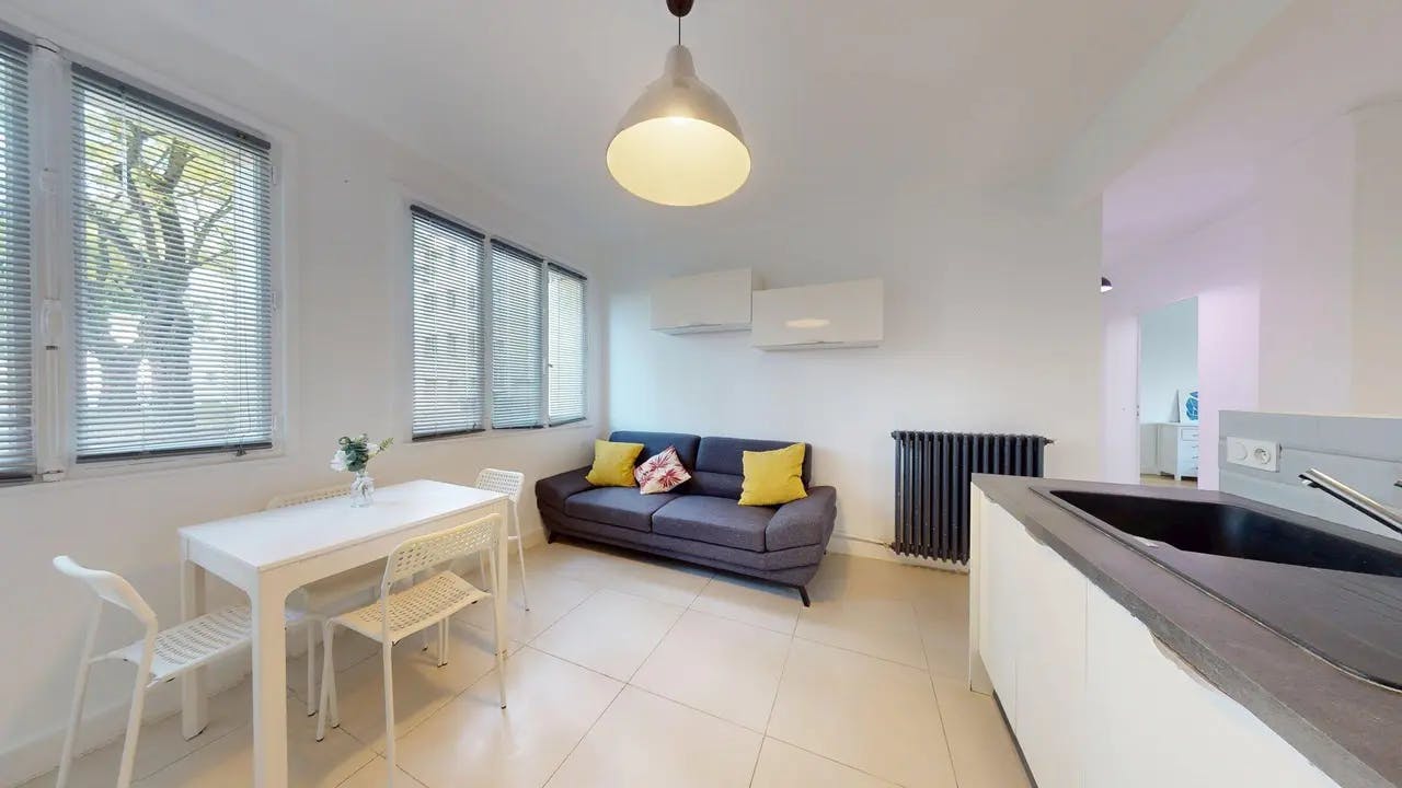 Private room in Boulevard de la Croix-Rousse, Lyon (1664222) ROOM
