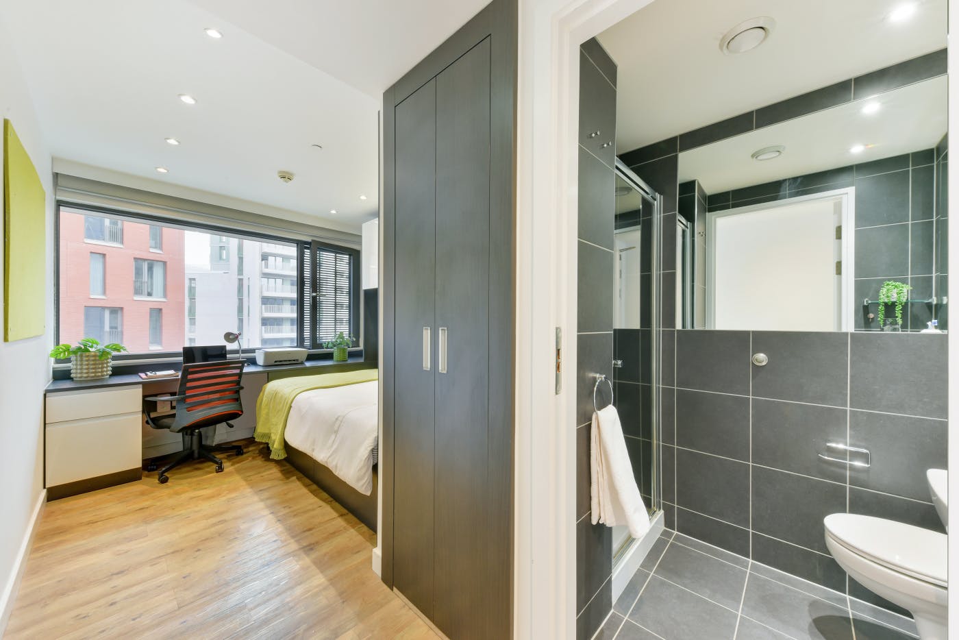 Private room for rent for £1,318 per month in London, Canal Reach