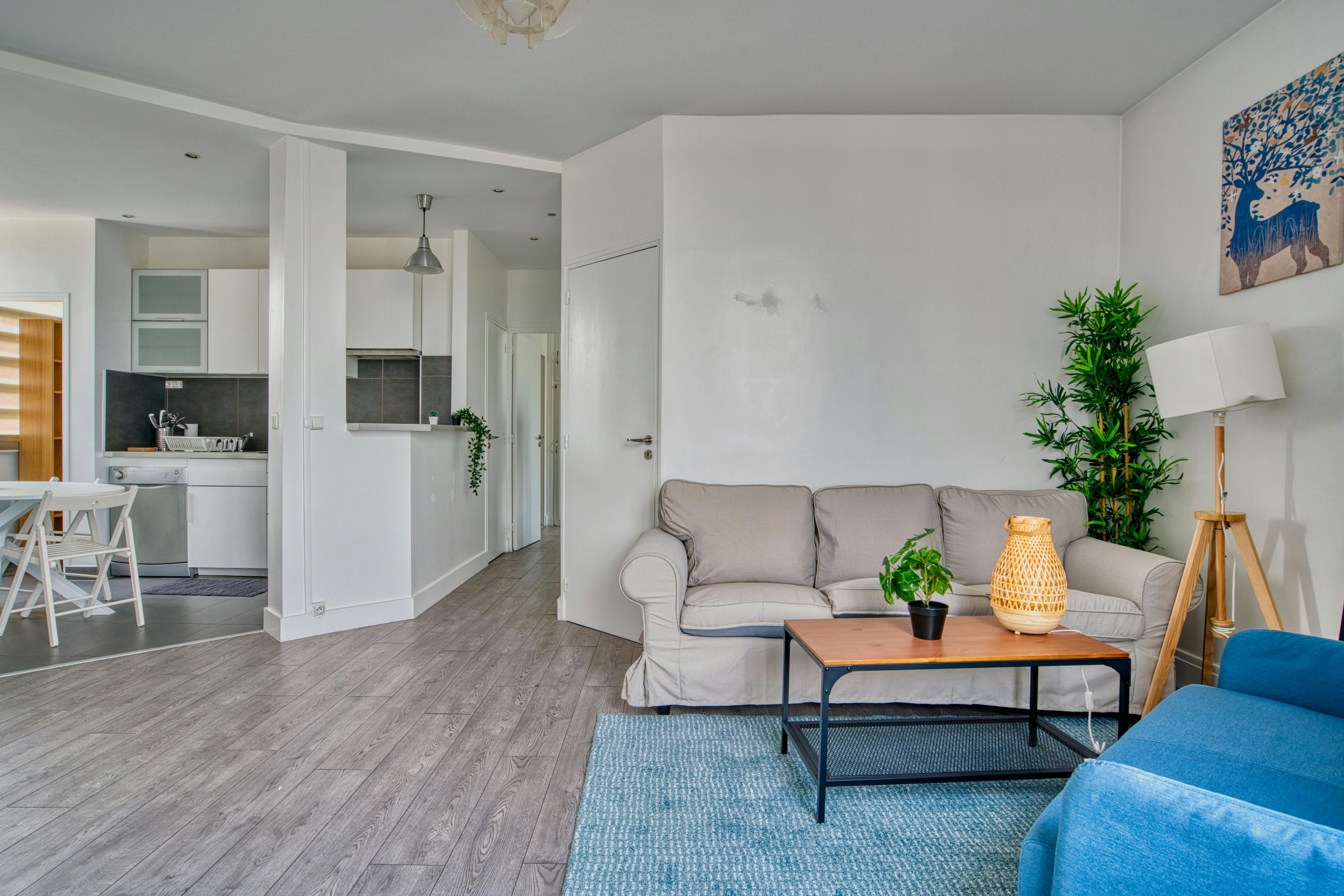 Appartement à louer pour 2 399 €/mois à Courbevoie, Rue Louis Ulbach