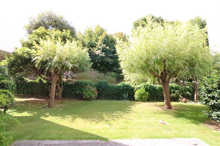 Appartement te huur voor € 1.950 per maand in Perillo, Rúa Xuncal