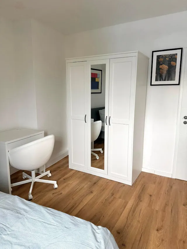 Private room in Rather Straße, Düsseldorf (1664356) room image 2