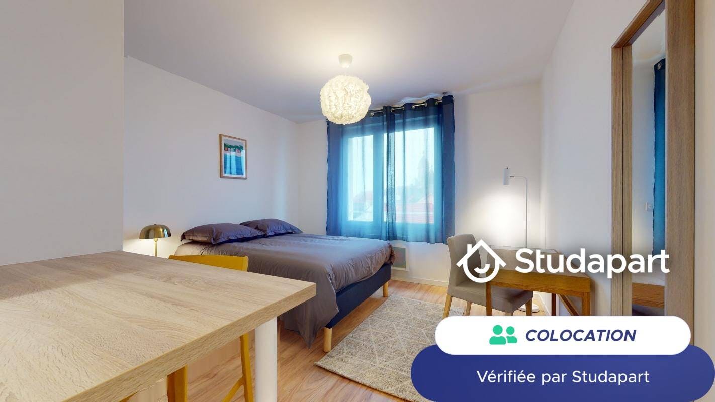 Quarto privado para alugar por € 625 por mês em La Roche-sur-Yon, Rue Jacques Cartier