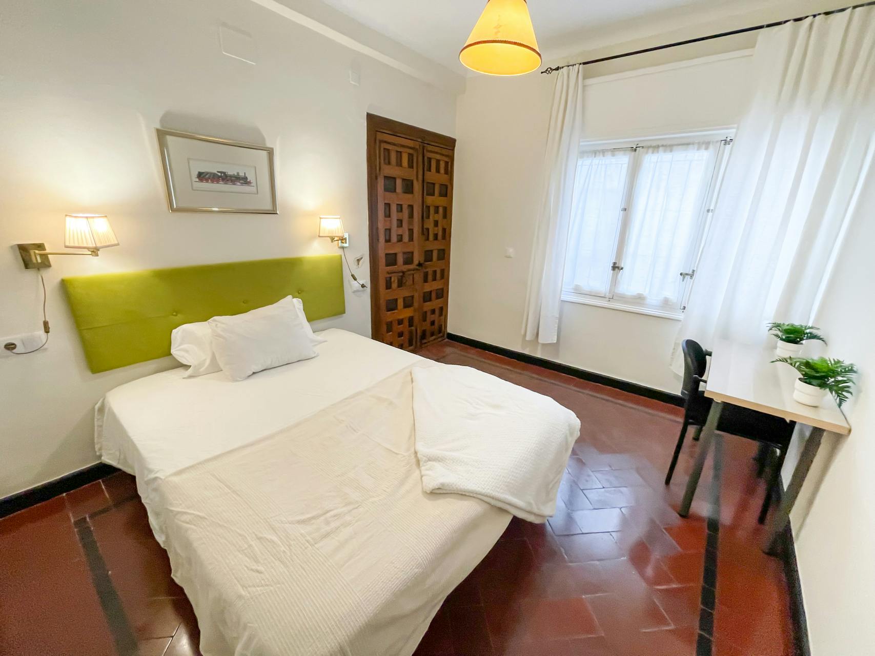 Private room for rent for €625 per month in Sevilla, Calle Miguel Mañara