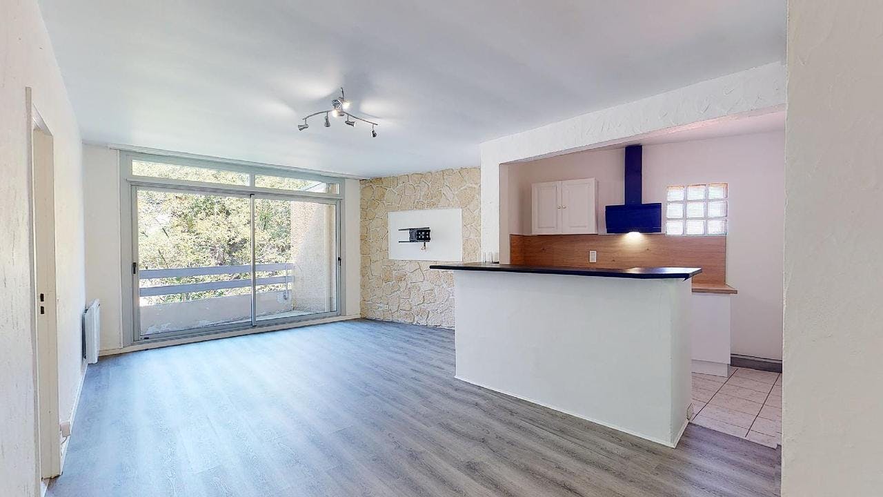 Lägenhet att hyra för 628 € i månaden i Pau, Avenue Gaston Lacoste