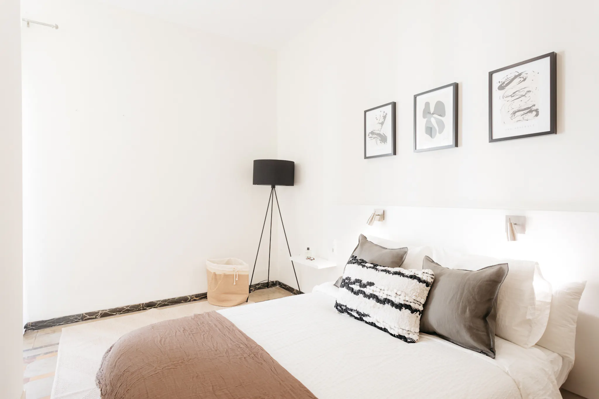 Carrer d'Hernán Cortés, Valencia preview