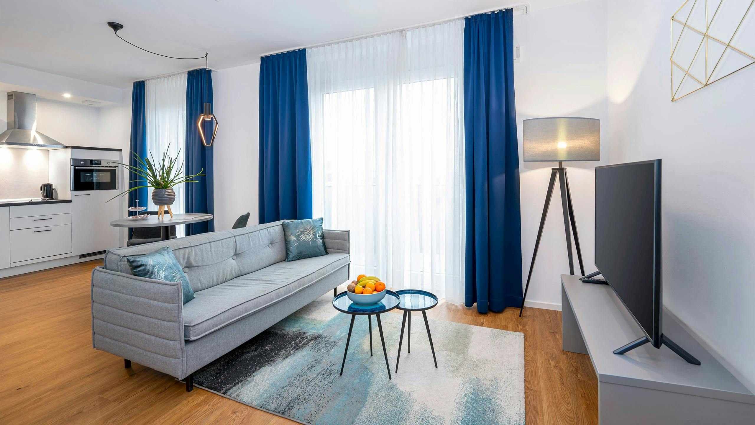 Apartment for rent for €1,855 per month in Bad Homburg vor der Höhe, Ferdinandstraße