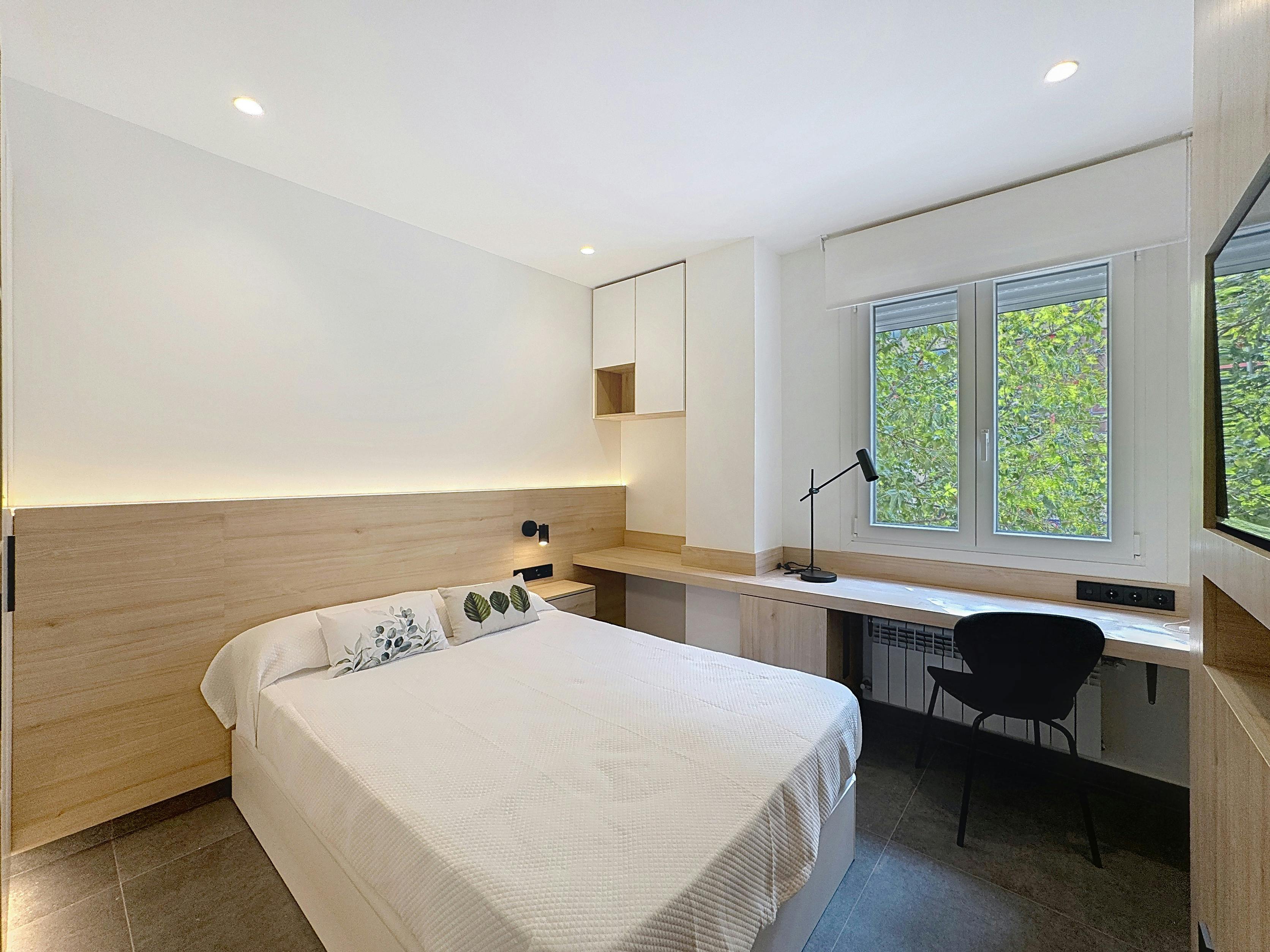 Paseo de la Castellana, Madrid preview