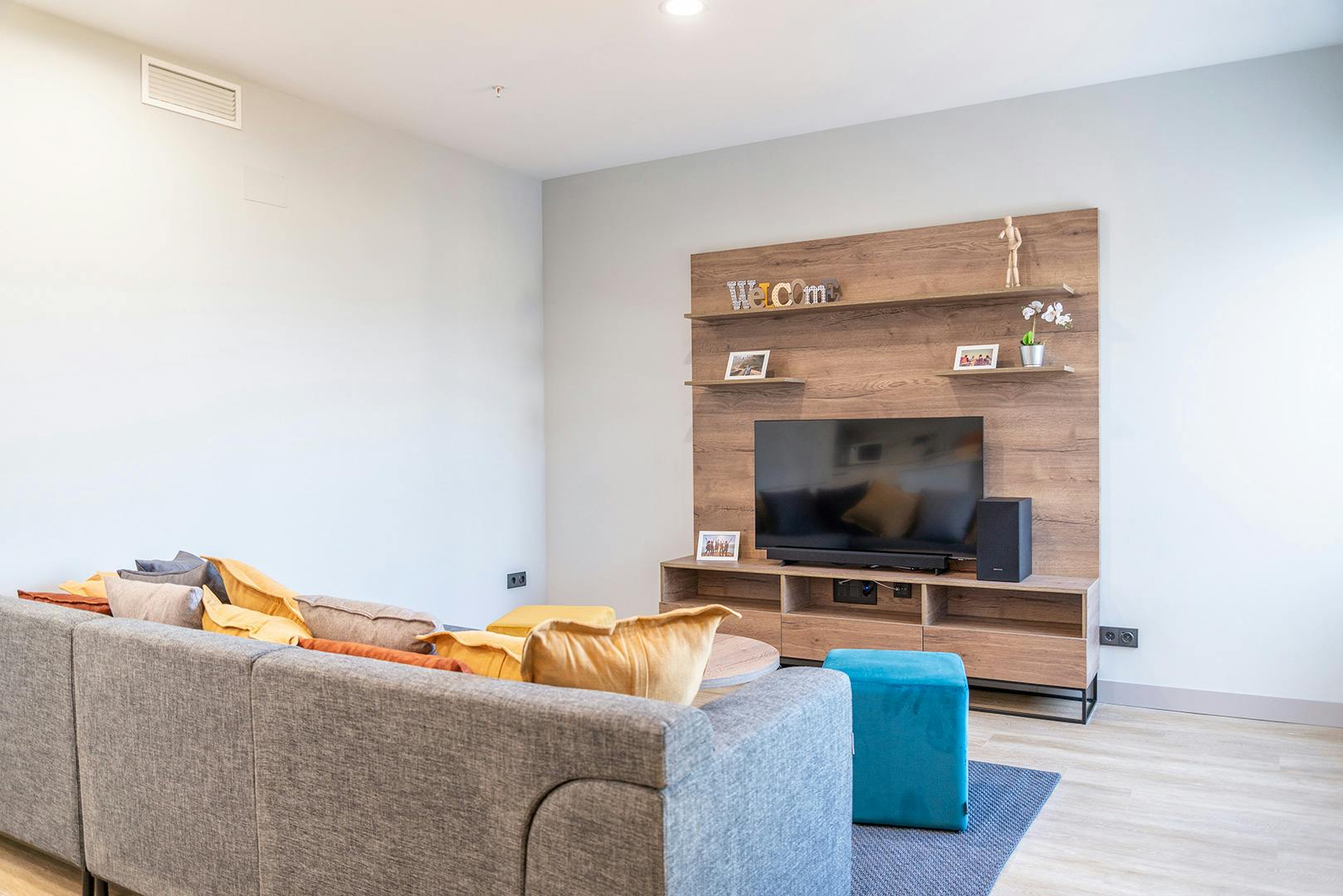 Calle Camilo José Cela, Sevilla Sevilla