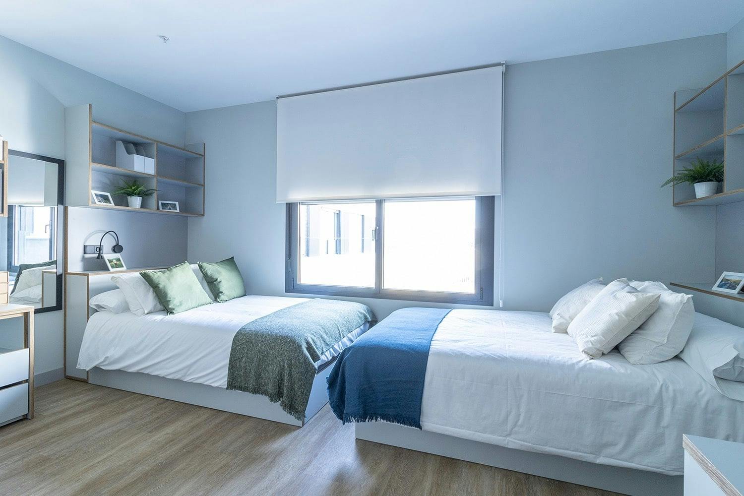 preview gallery tile