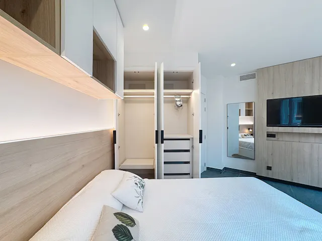 Private room in Calle Cuatro Amigos, Madrid (1664783) room image 1