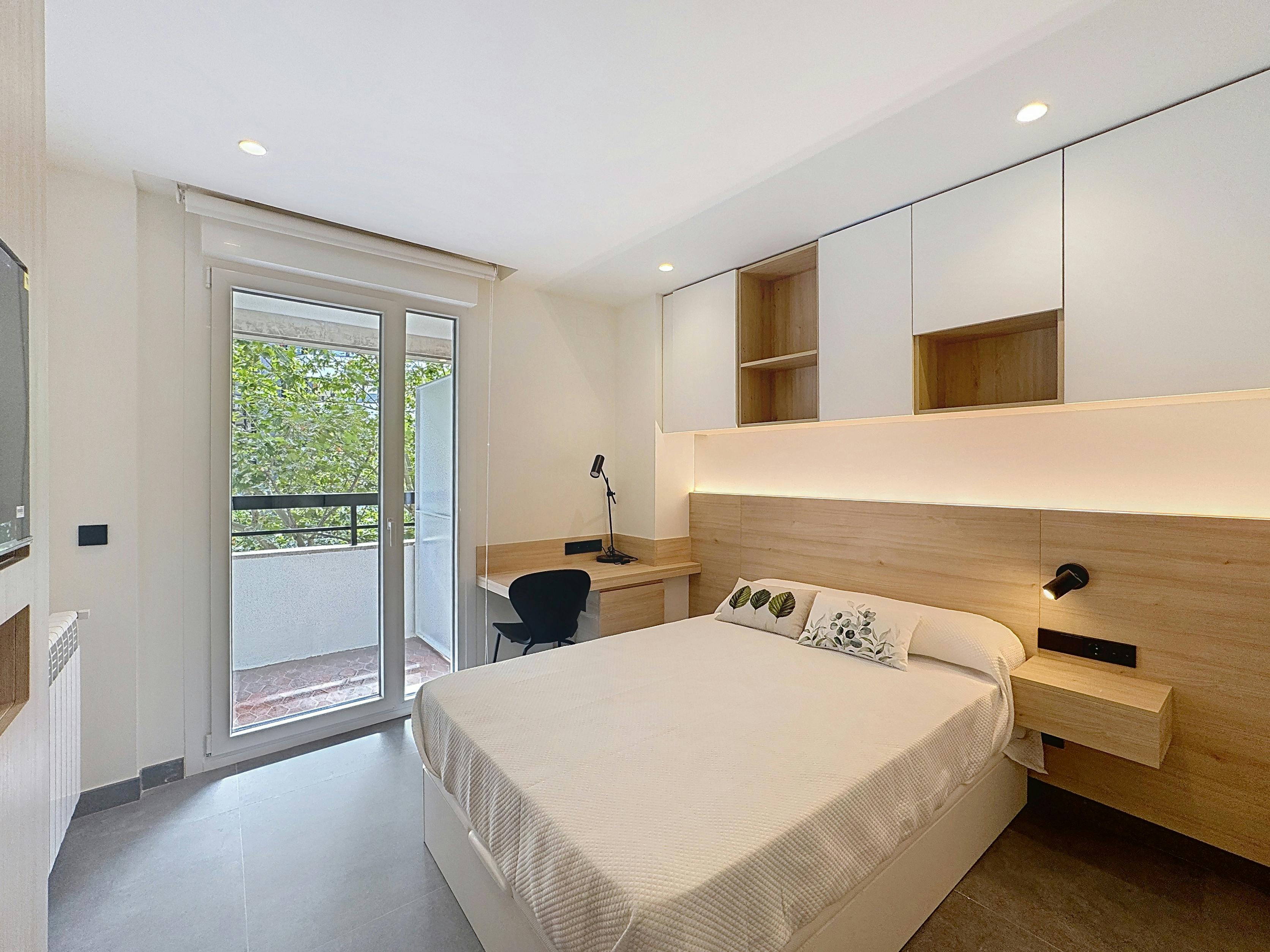 Calle Cuatro Amigos, Madrid preview