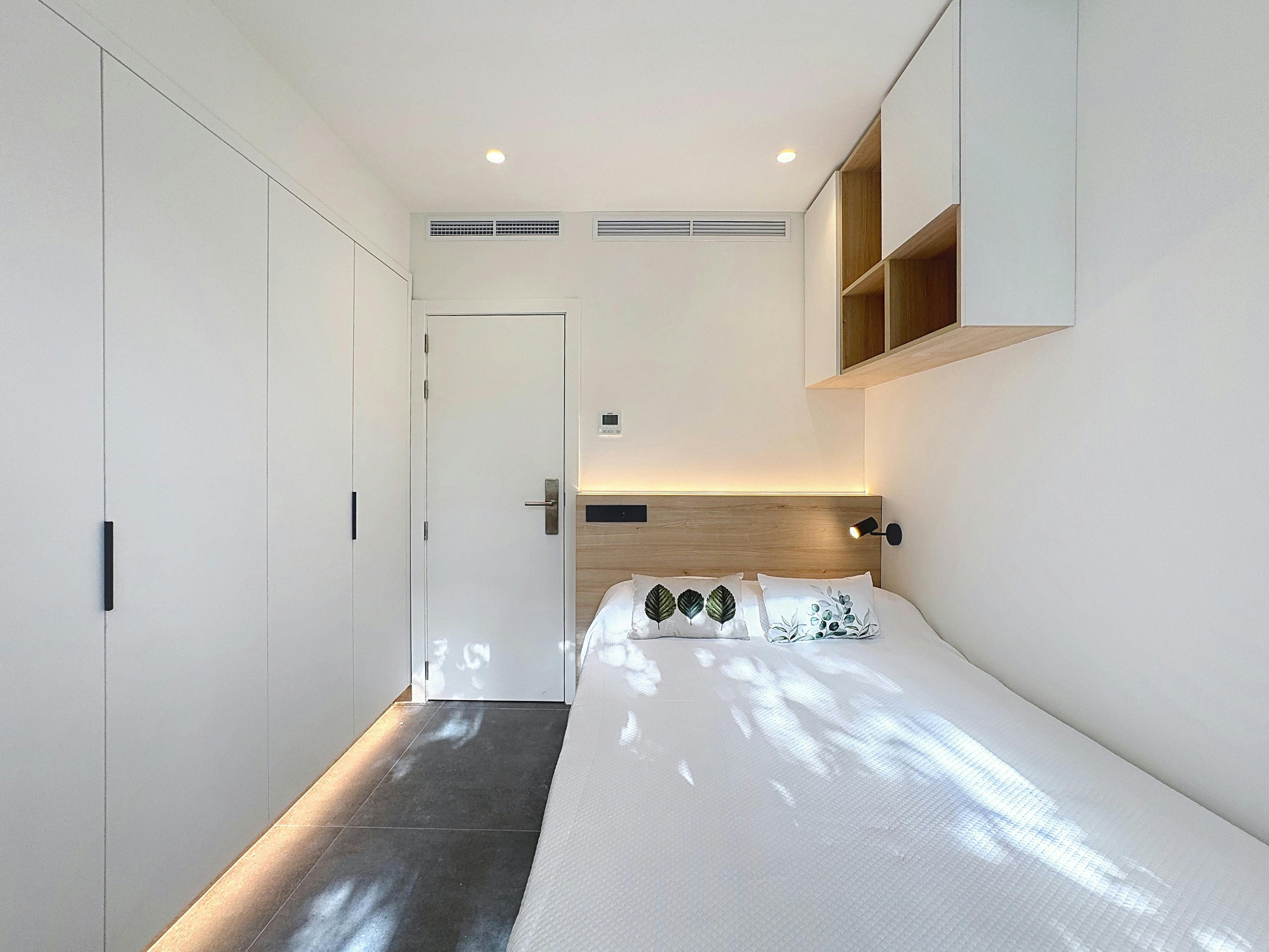 Paseo de la Castellana, Madrid preview