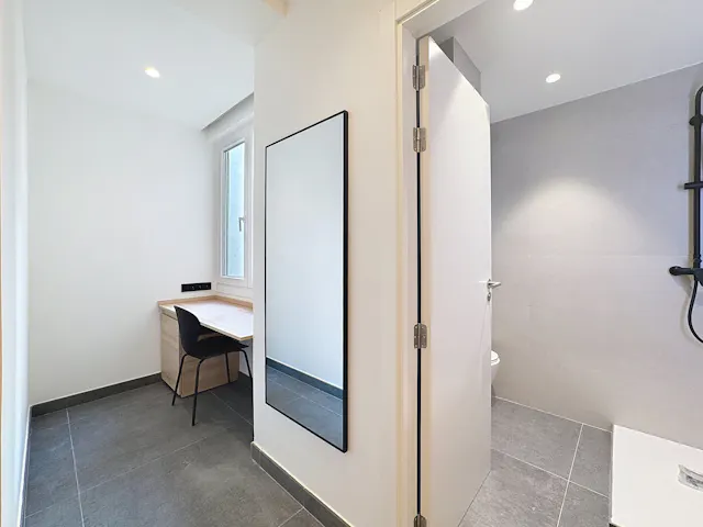 Private room in Calle Cuatro Amigos, Madrid (1664824) room image 40