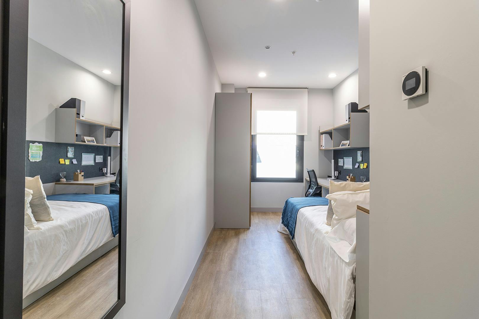 preview gallery tile