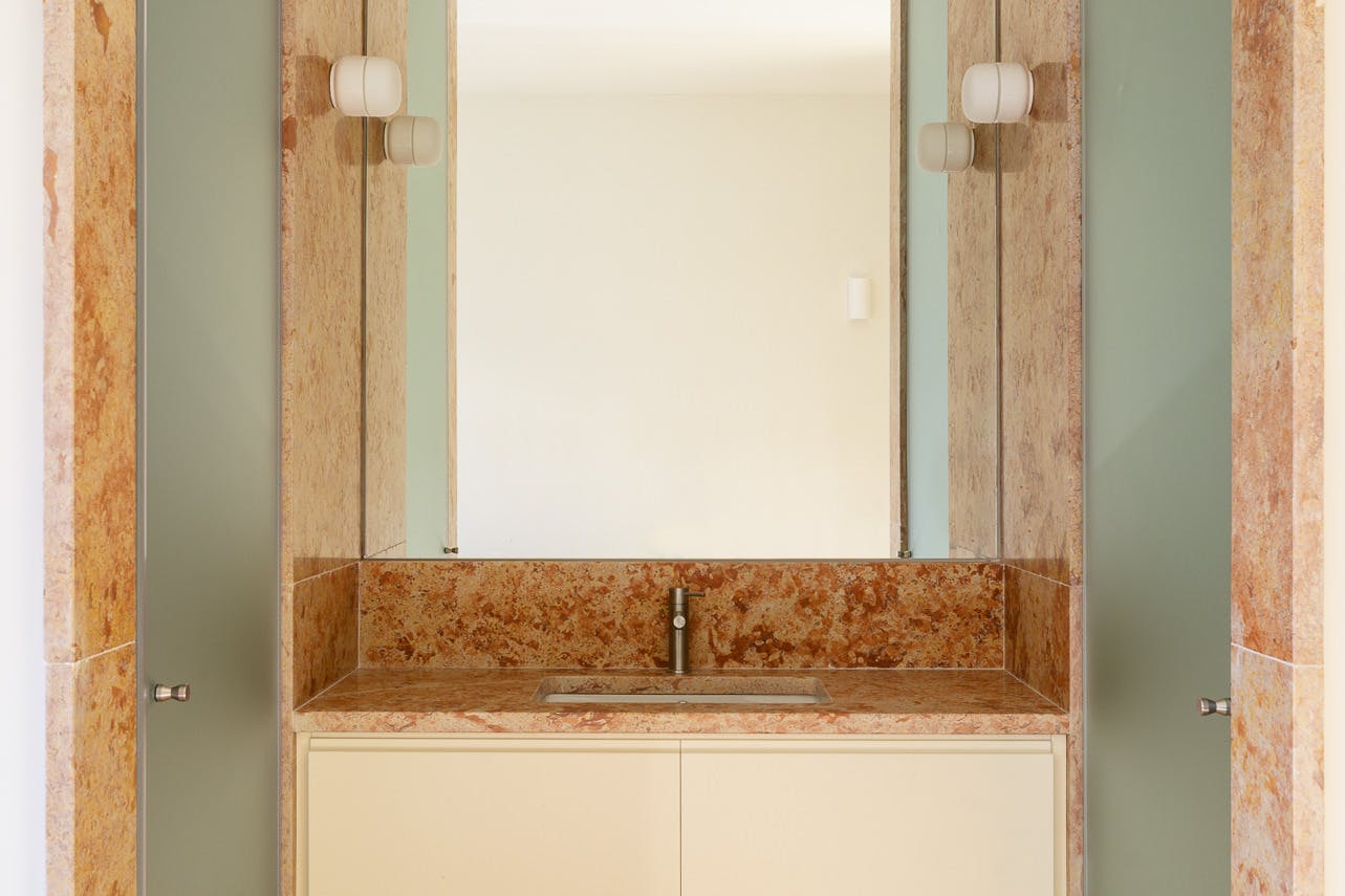 Apartment Lisbon, 1 bed — photo 8