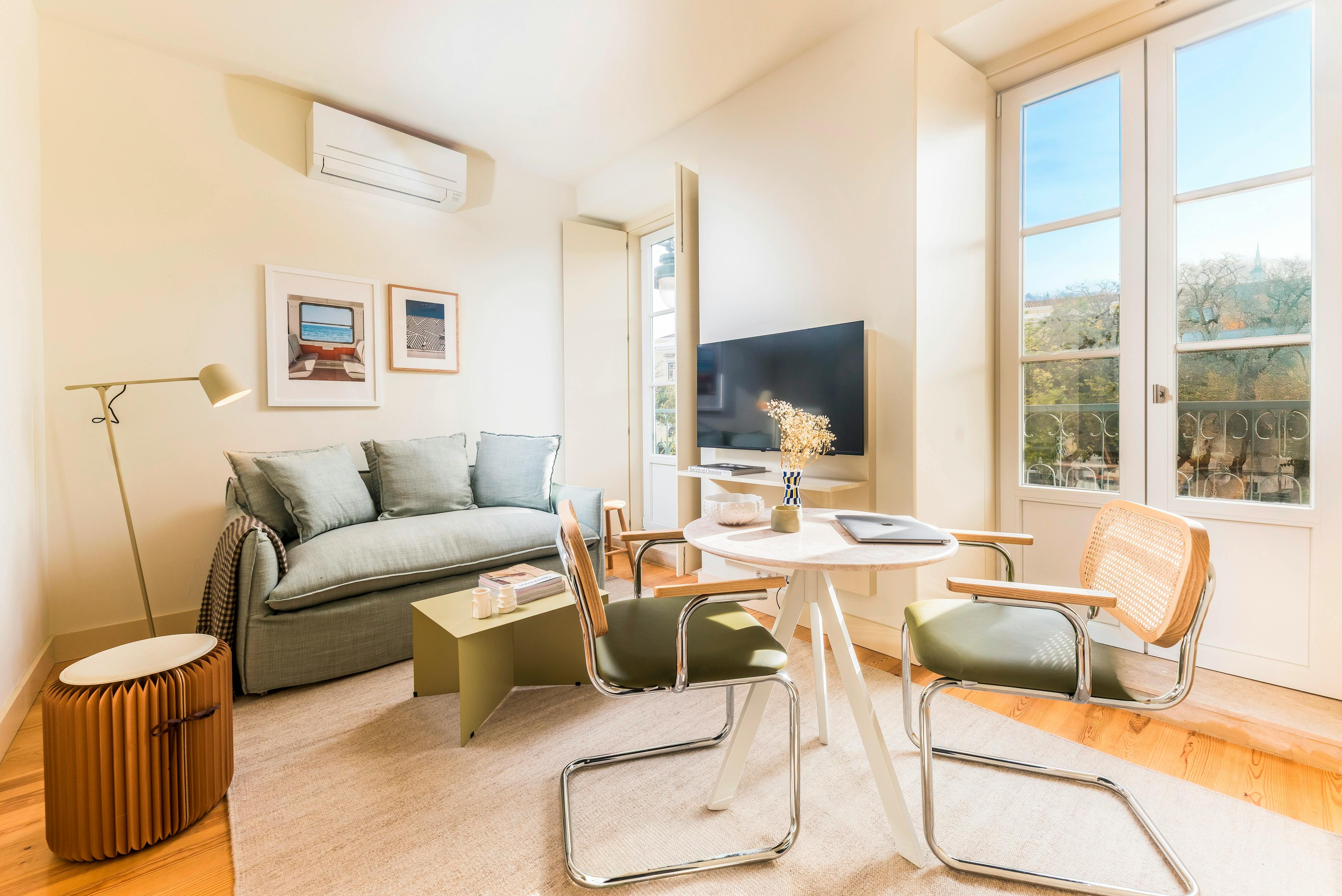 Apartment Lisbon, 1 bed — photo 11