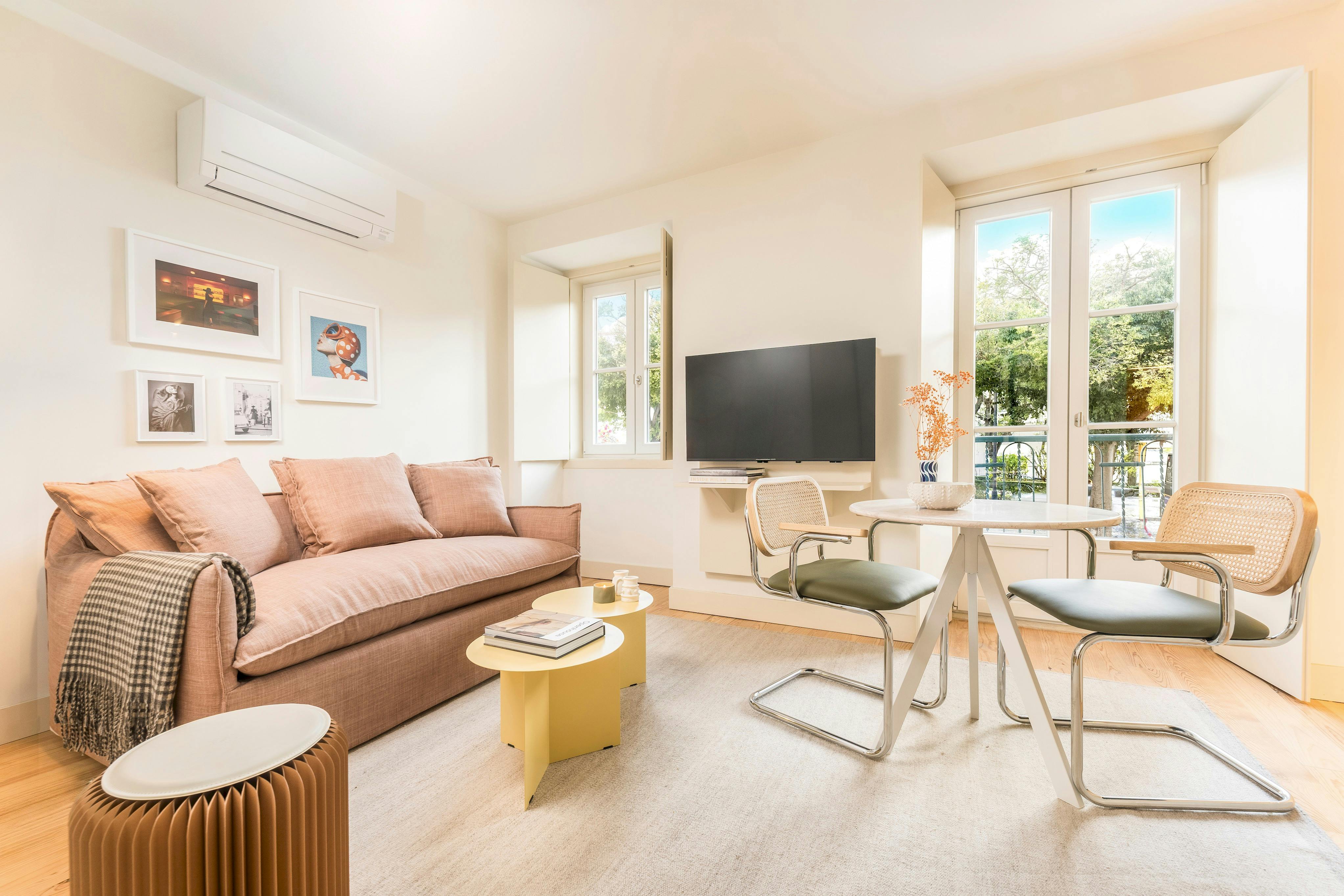 Apartamento para alugar por € 2.179 por mês em Lisbon, Praça da Armada