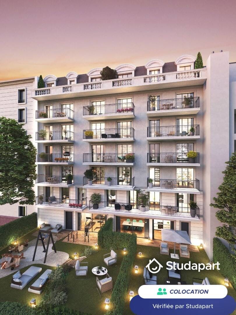 Private room for rent for €950 per month in Puteaux, Rue Jean Jaurès