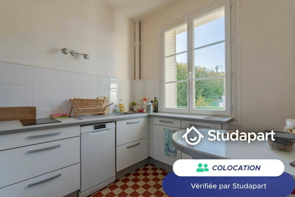 Apartment in Étampes - More