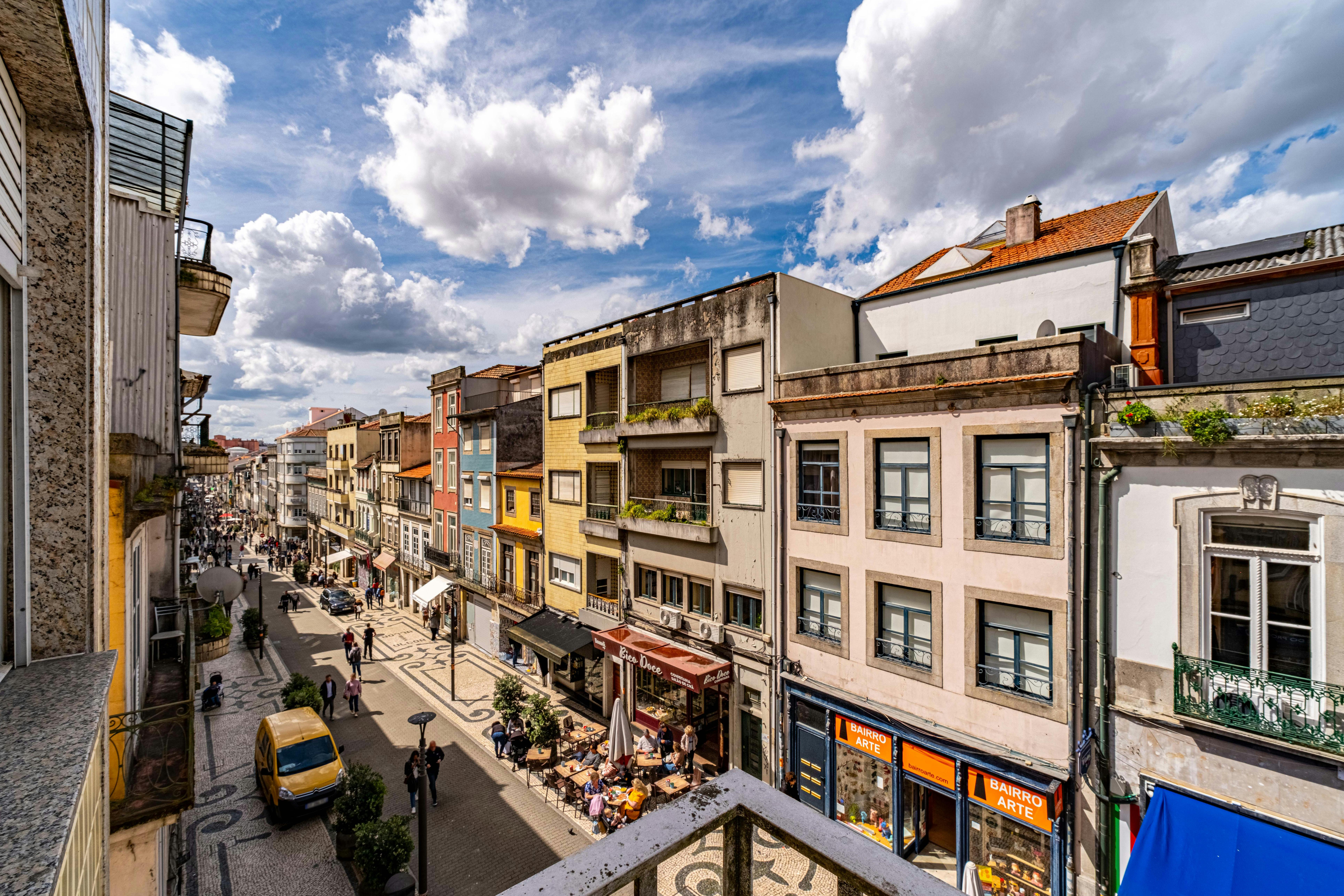Wohnung zu mieten für 1.100 € pro Monat in Porto, Rua de Santa Catarina