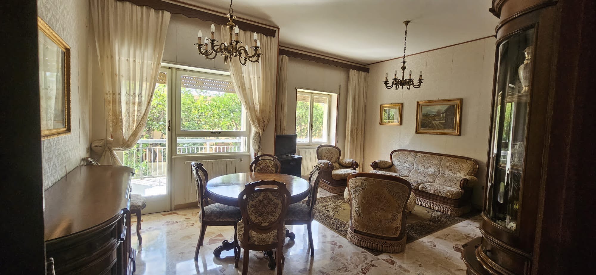 Отдельная комната сдается в аренду за 275 € в месяц в Reggio Calabria, Via Aurora