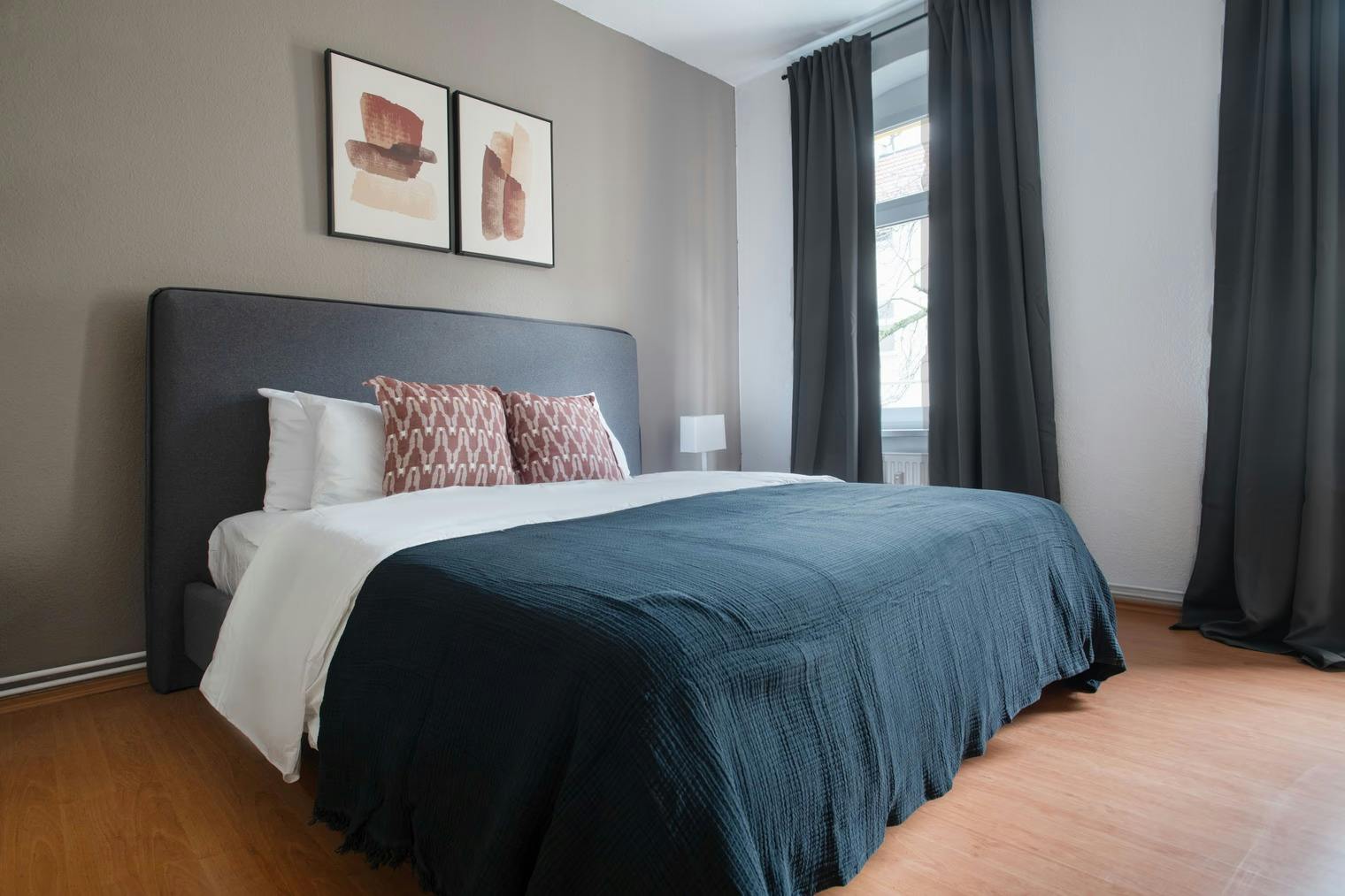 Carrer de Nàpols, Barcelona Barcelona