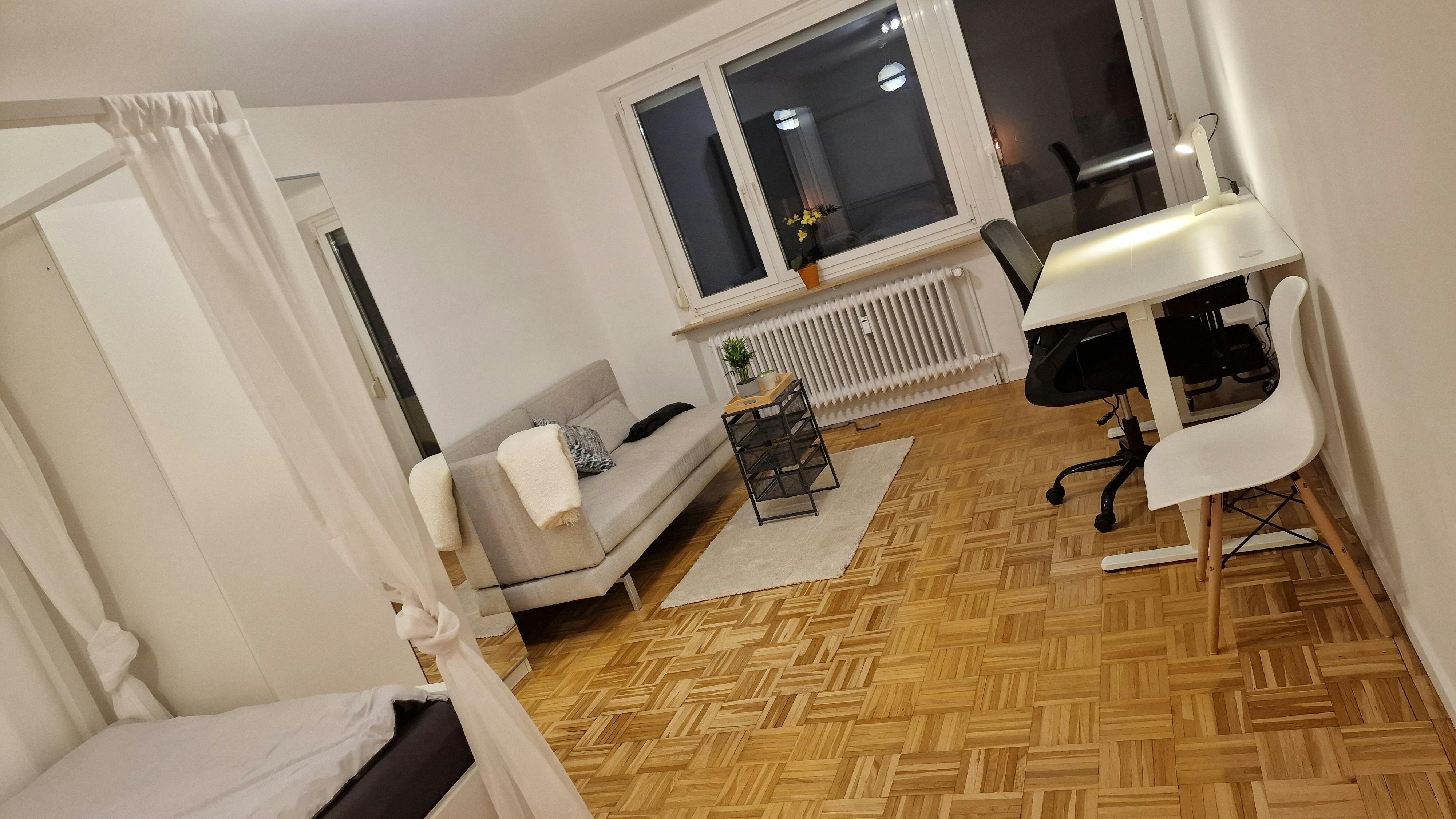 Chambre privée à louer pour 850 €/mois à Stuttgart, Tangegartstraße
