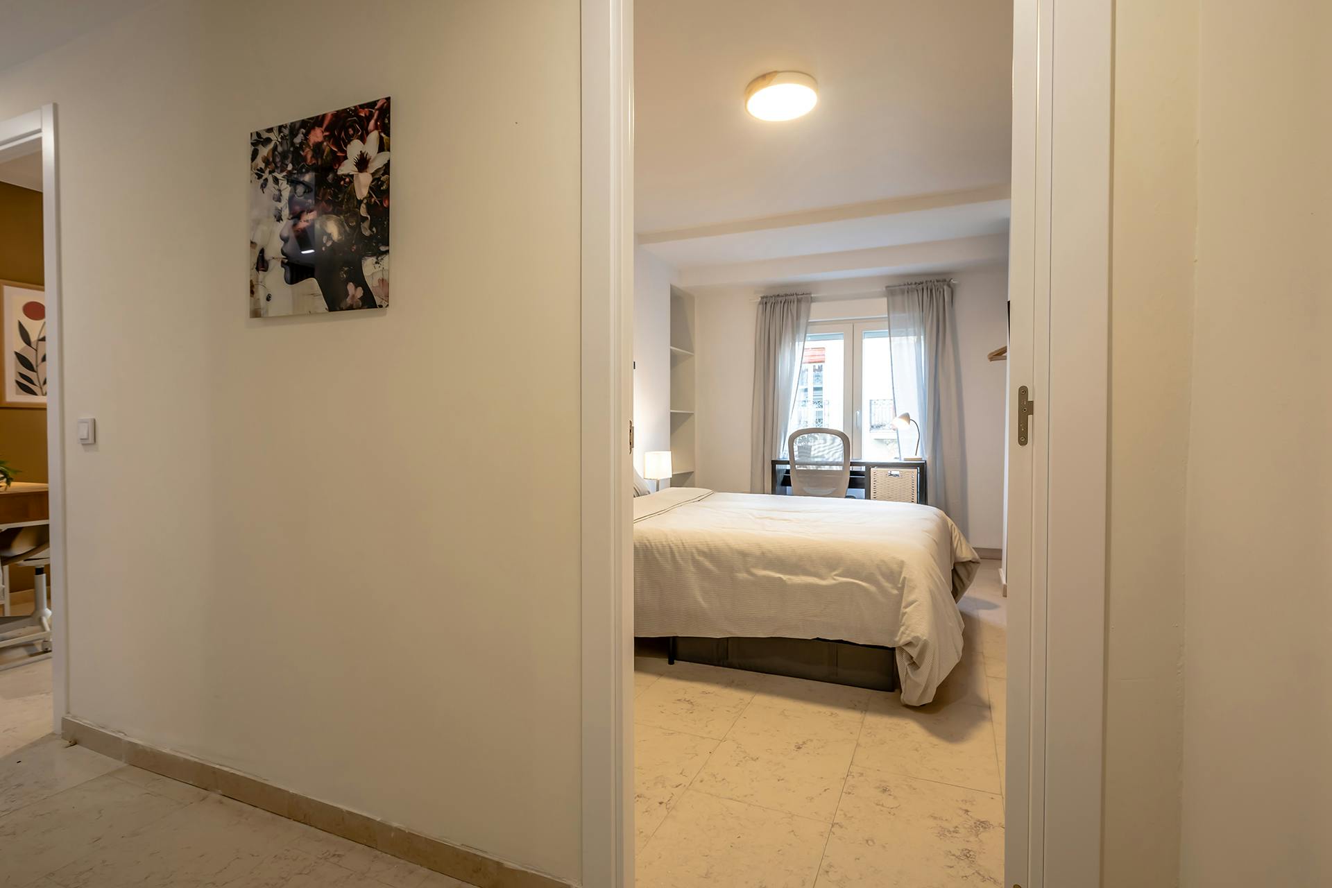 preview gallery tile