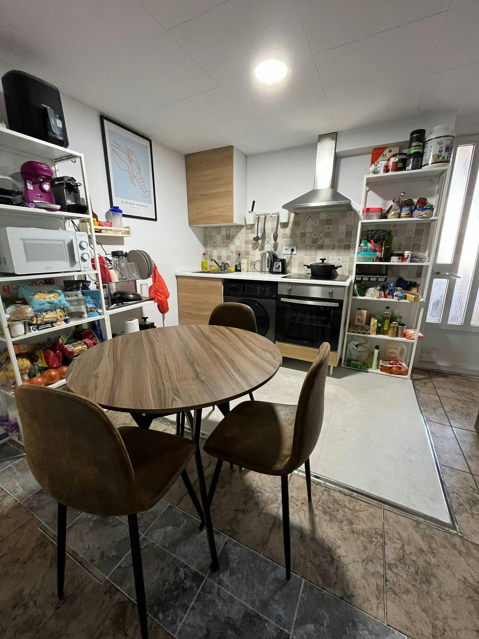 Single room Torrent, 1 bed, 10m² — photo 9