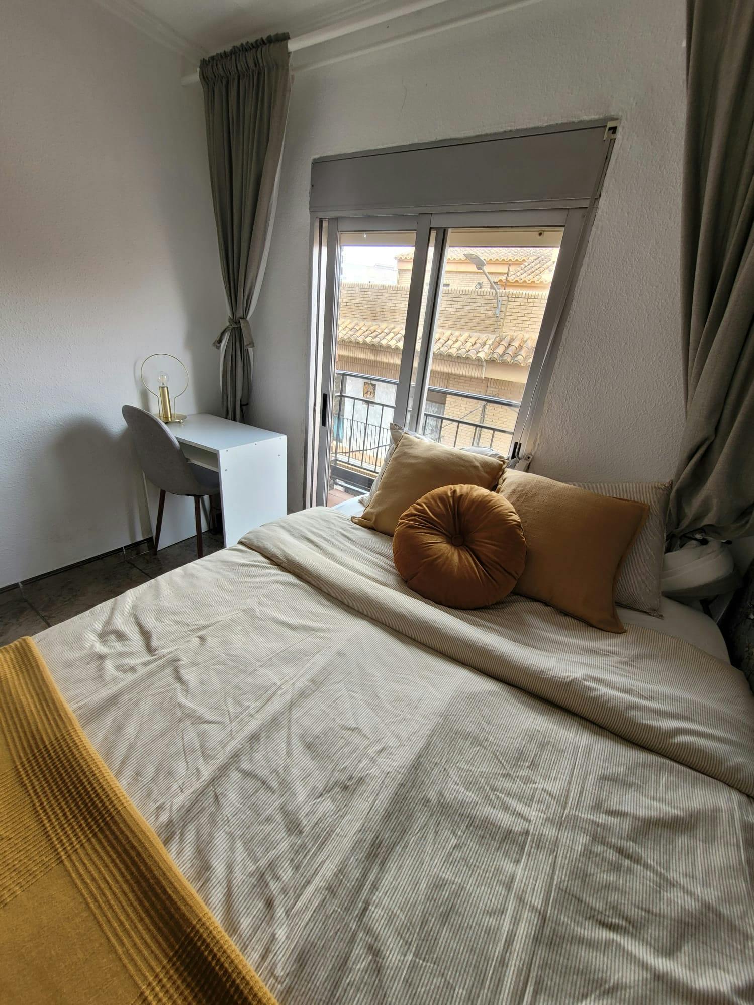 Carrer de Campoamor, Torrent preview