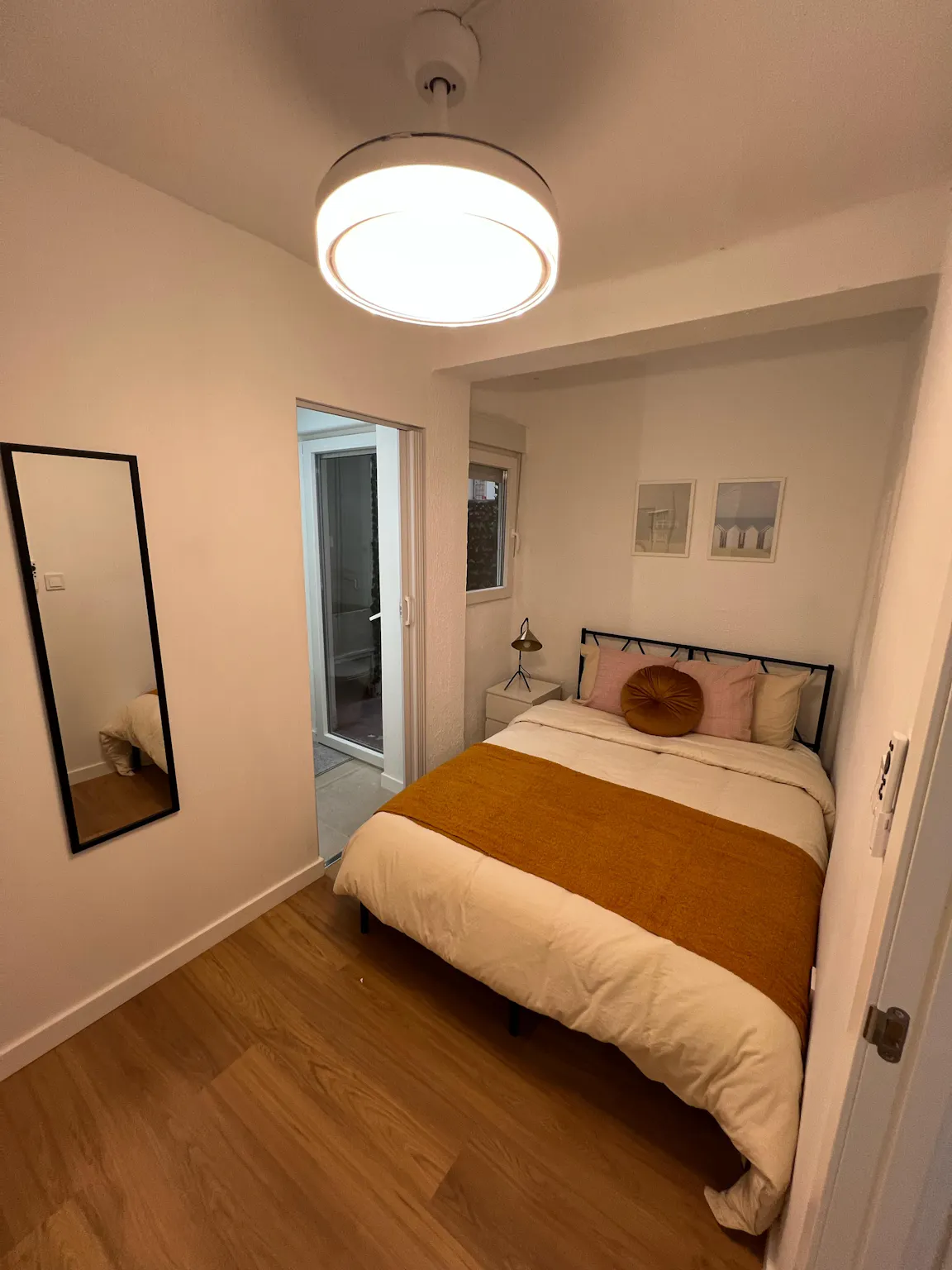 Carrer de Francisco Moreno Usedo, Valencia preview