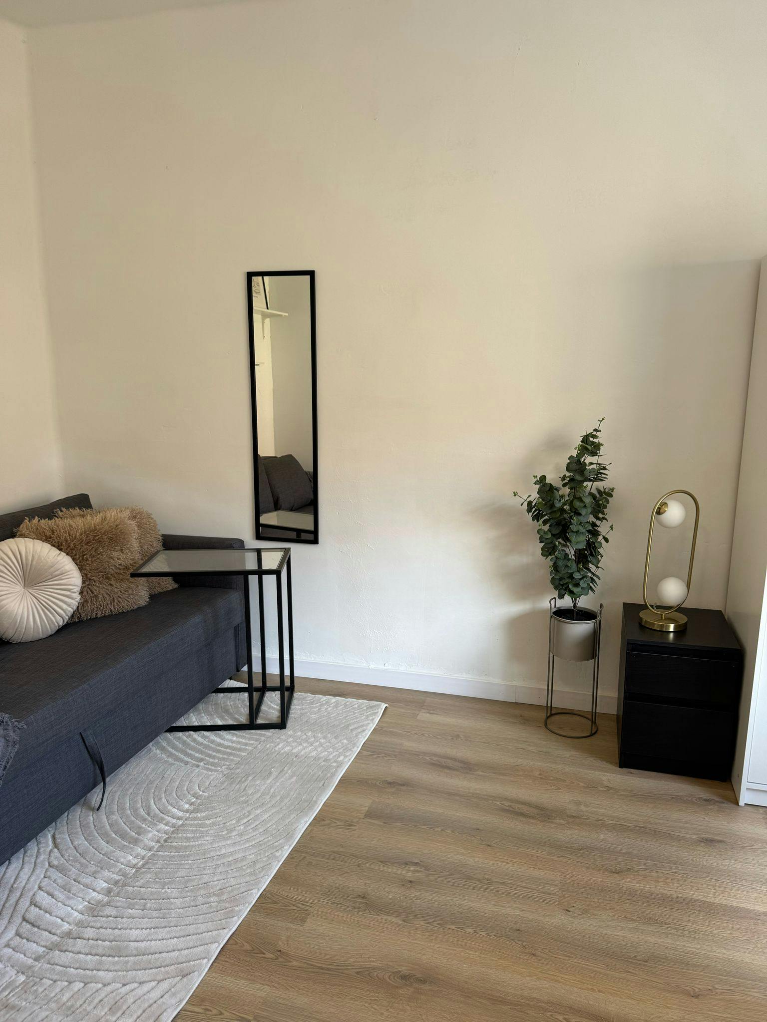 Single room Valencia, 1 bed, 16m² — photo 4