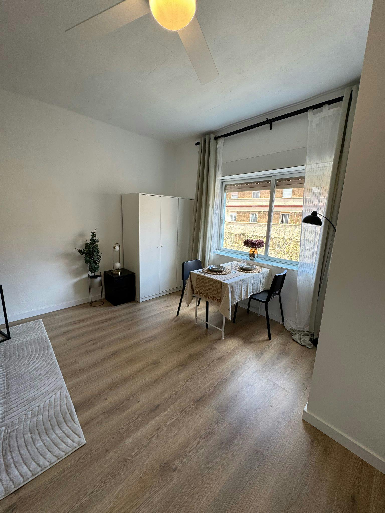 Single room Valencia, 1 bed, 16m² — photo 9