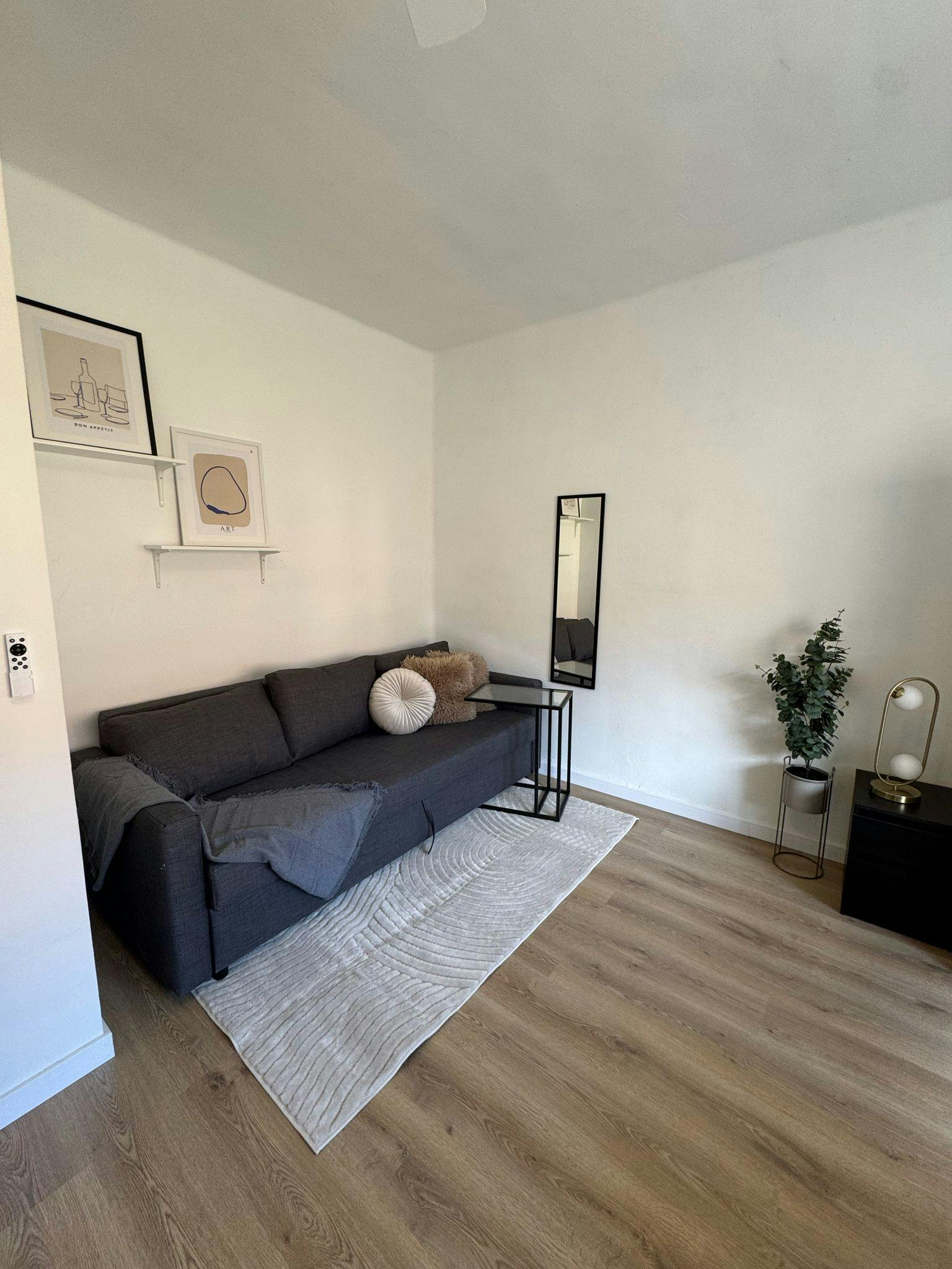 Single room Valencia, 1 bed, 16m² — photo 6